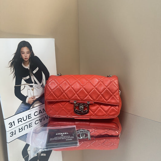 Chanel - Seasonal Large Logo Flap Bag - Lambskin leather - Red - (Medium)