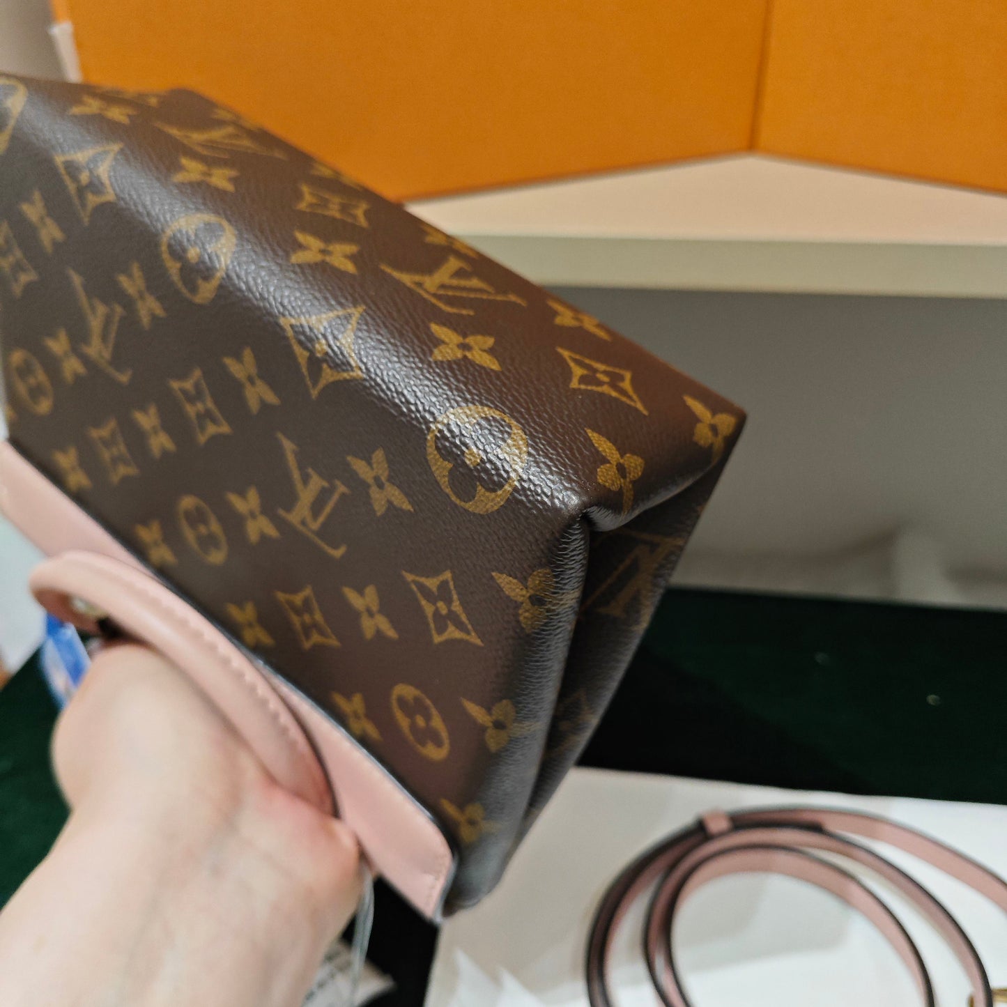 Louis Vuitton - Monogram Lock Flap Bag - Monogram coated canvas and leather - Brown and Pink - (small)