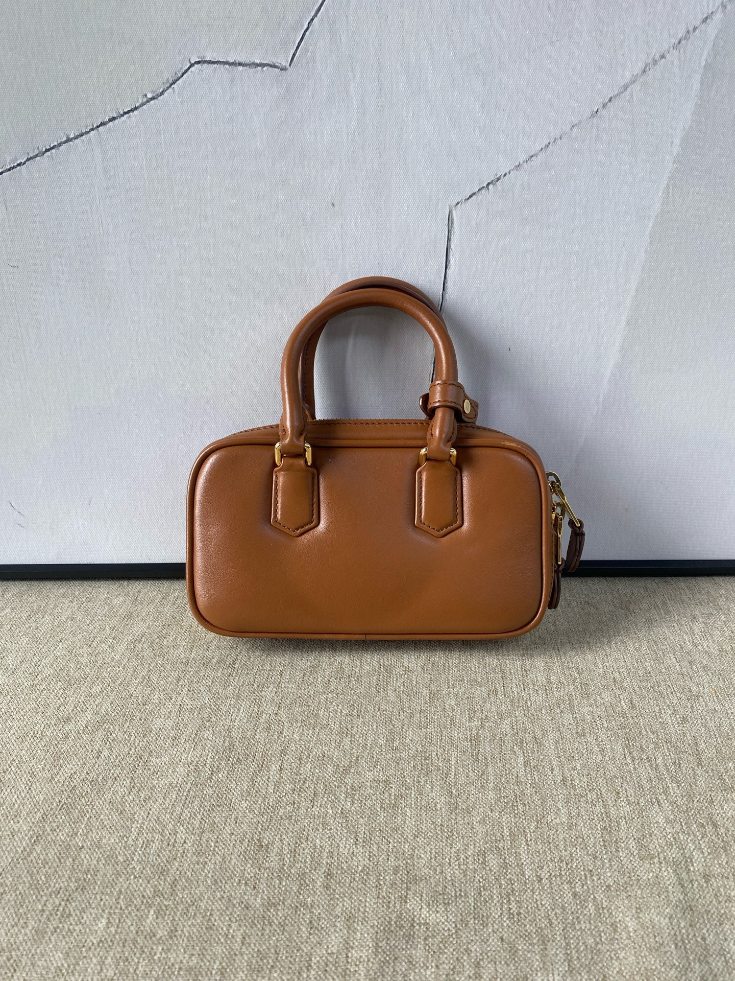 Miu Miu - Arcadie Bowling Bag - Leather - Brown - (mini)
