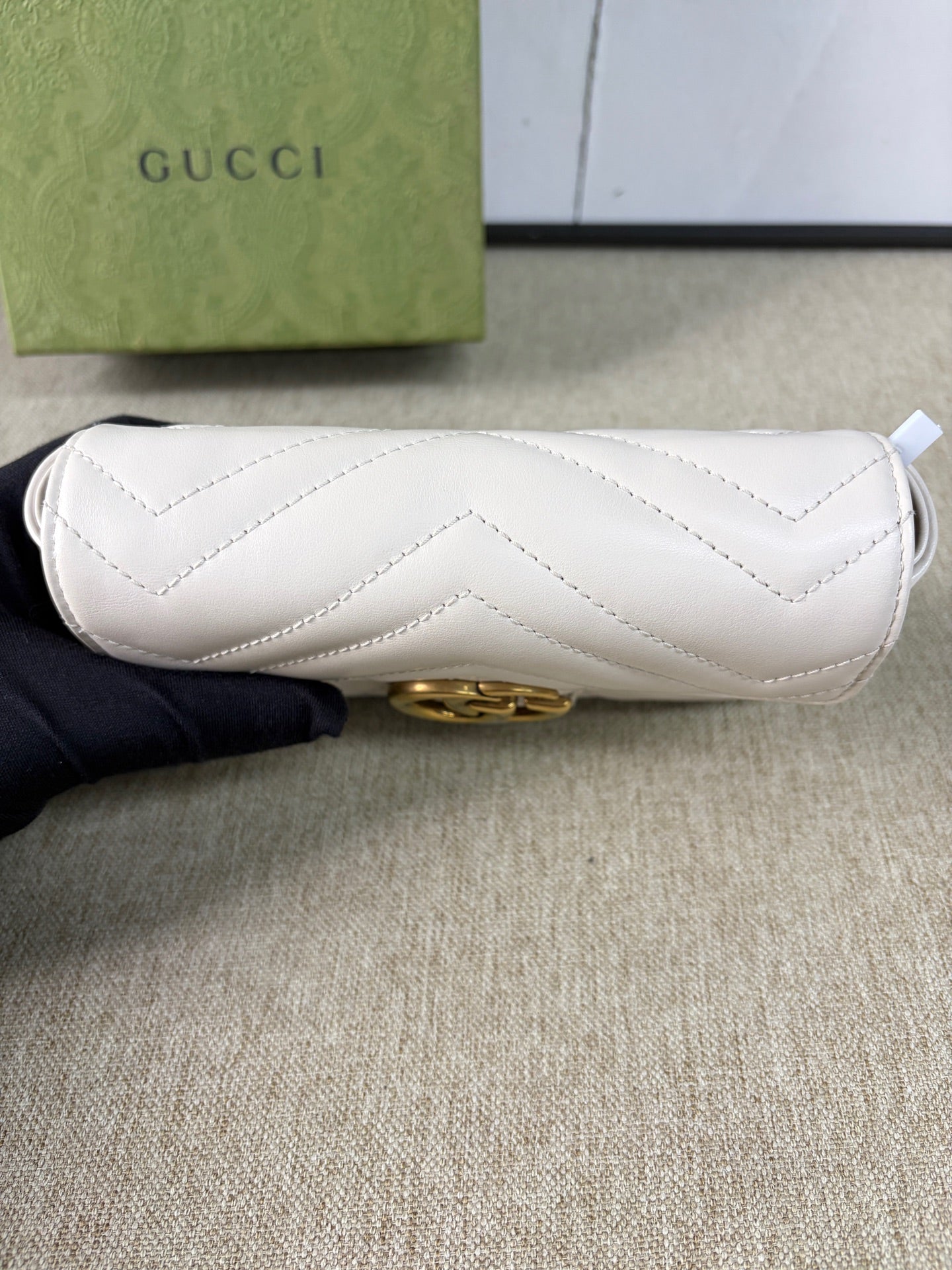 Gucci - Marmont Mini Chain Bag - Leather - White with Gold-Tone Hardware - (mini)