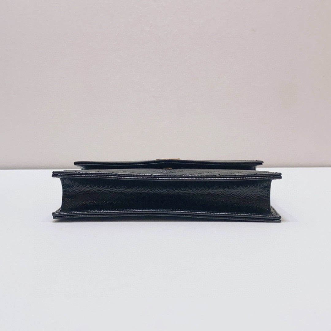 Saint Laurent - Monogram Envelope Chain Wallet - Grained calfskin leather - Black - (mini)