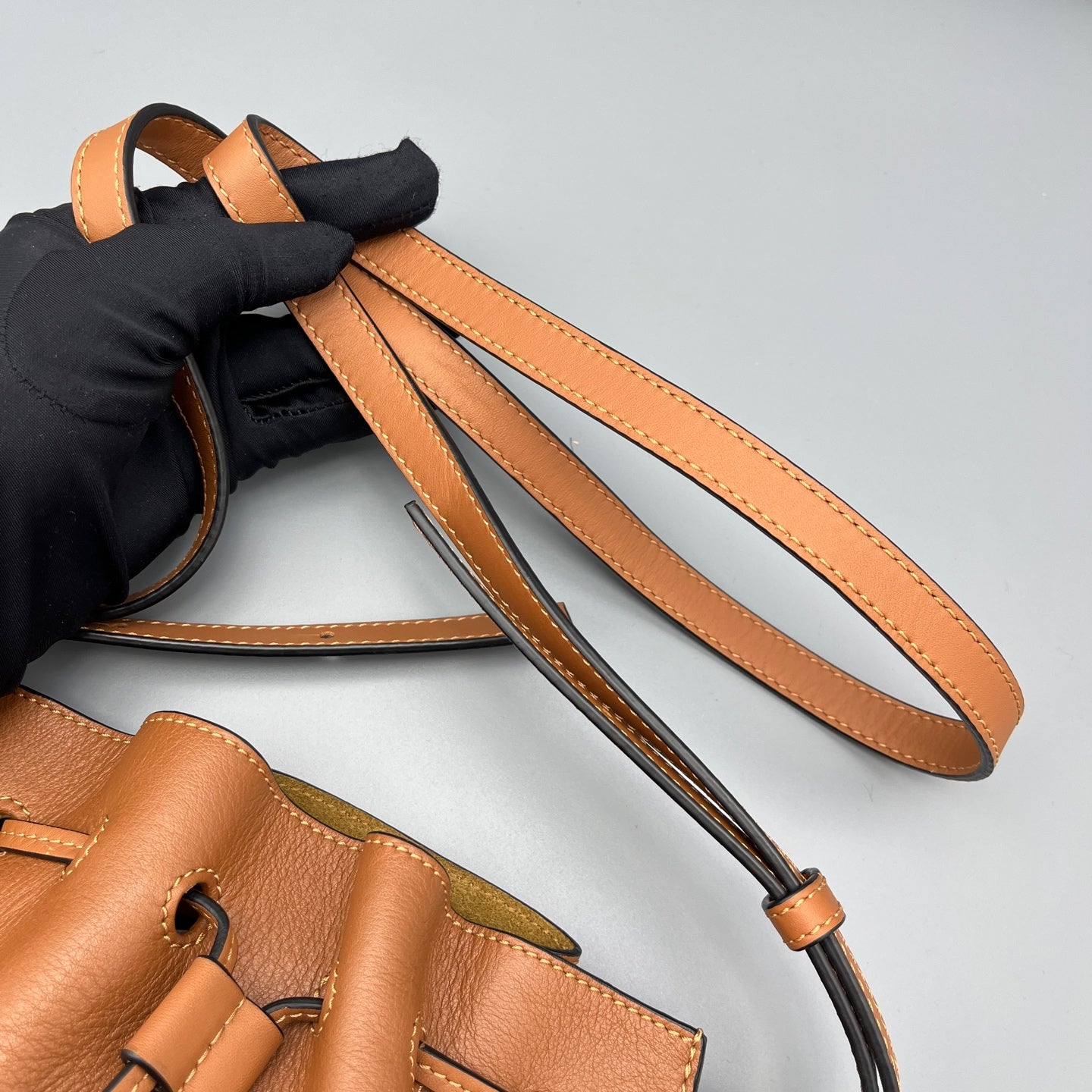 Loewe - Disc Bucket Bag - Pebbled leather and smooth leather trim, suede interior - Caramel - (Small)