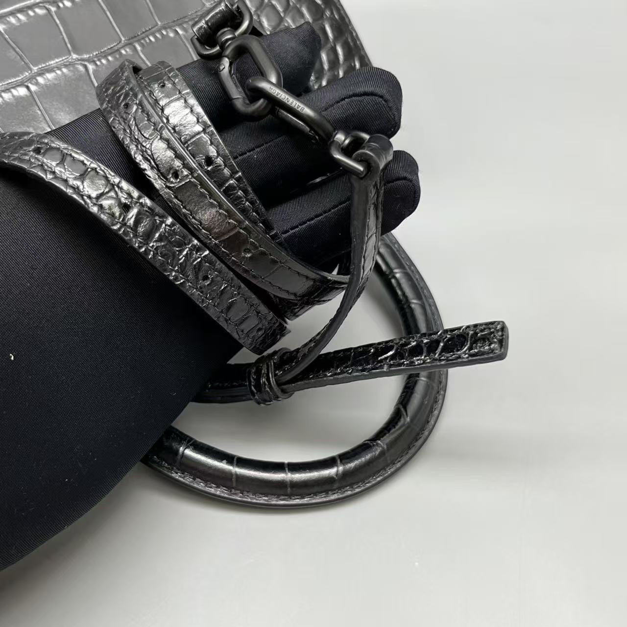 Balenciaga - Hourglass Top Handle Bag - Leather - Black - (Small)