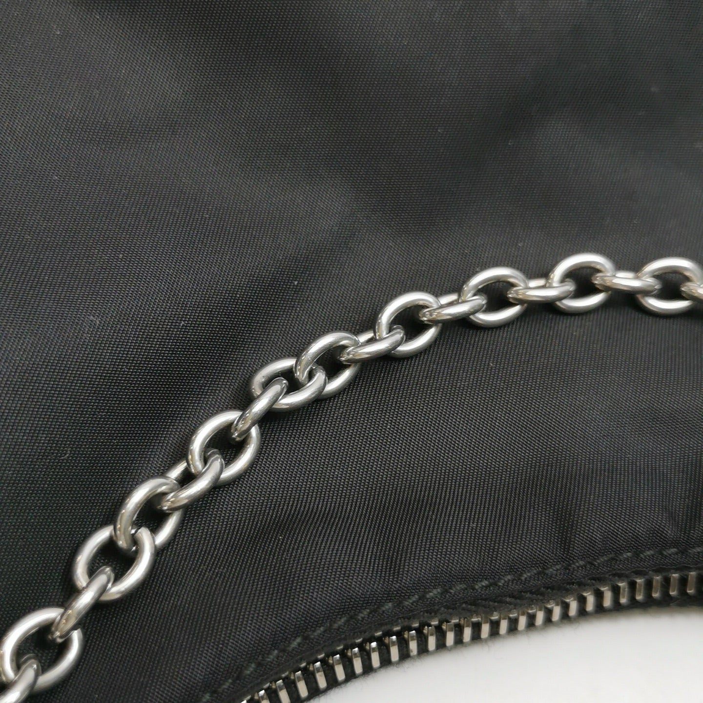 Prada - Re-Edition 2005 Hobo Bag - Re-Nylon with Saffiano leather trim - Black - (Small)