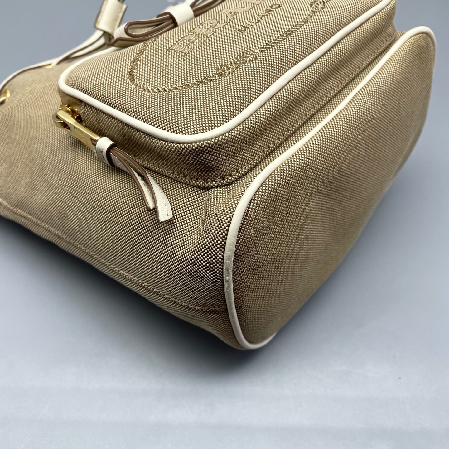 Prada - Drawstring Bucket Bag - Canvas with leather trim - Beige - (Small)