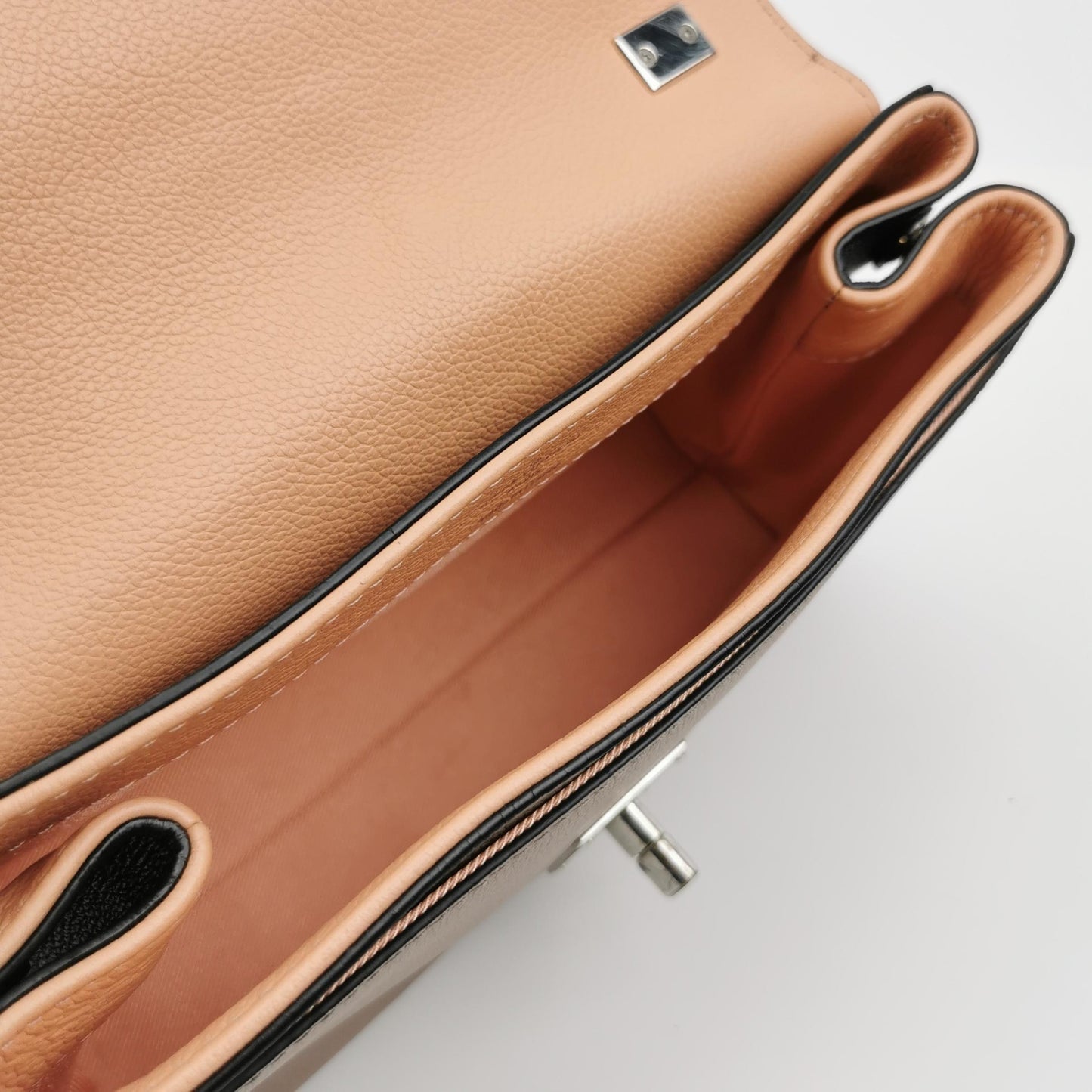 Louis Vuitton - Lockme - Grained calfskin leather - Pink, Grey, and Black color-block with Silver-Tone Hardware - (Small)