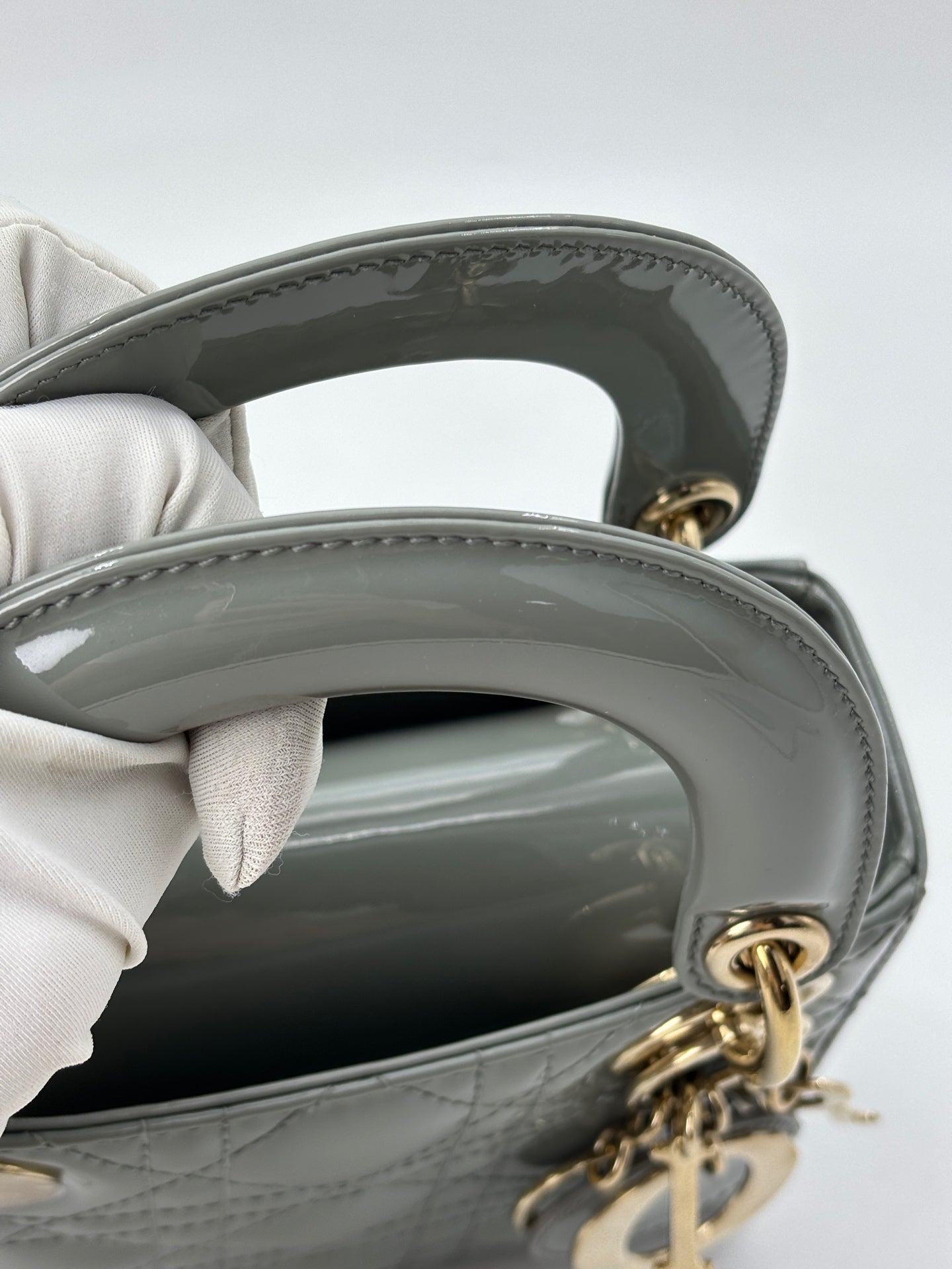 Dior - Lady Dior Mini (Cannage) - Patent cowhide leather - Grey - (mini)