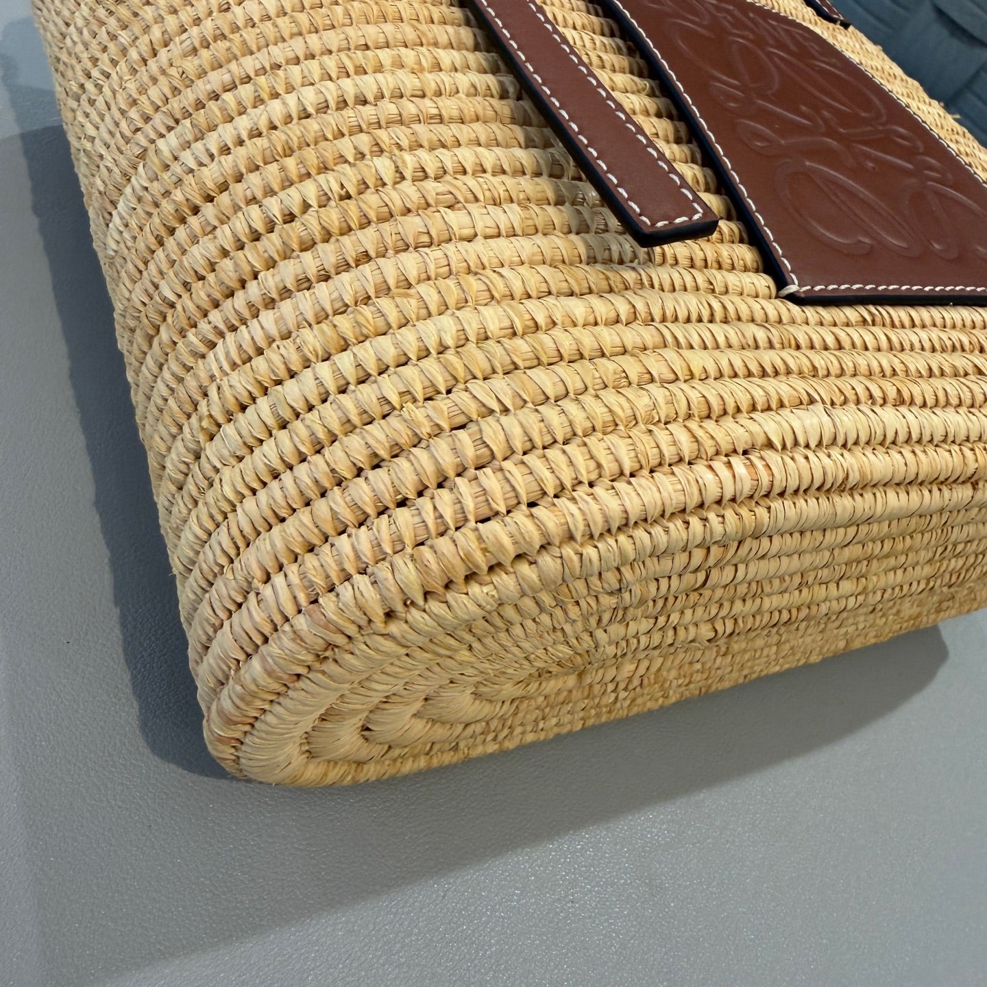 Loewe - Anagram Woven Tote Bag - Wicker and Leather - Beige - (Small)