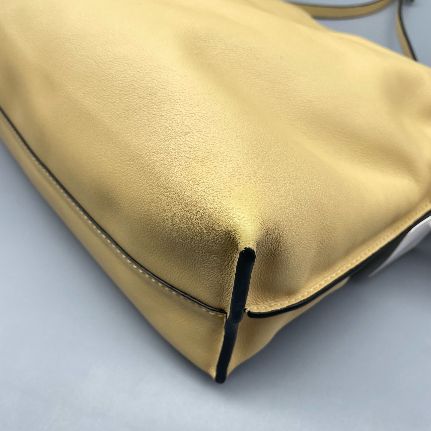 Loewe - Flamenco - Leather - Yellow - (medium)