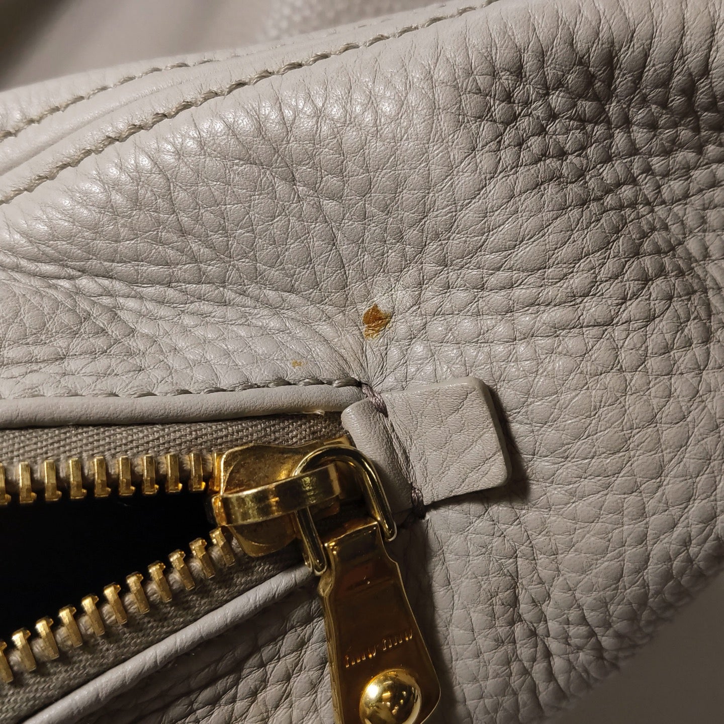 Miu Miu - 5BB015_2AJB_F0236 - Leather - Light Grey - (large)