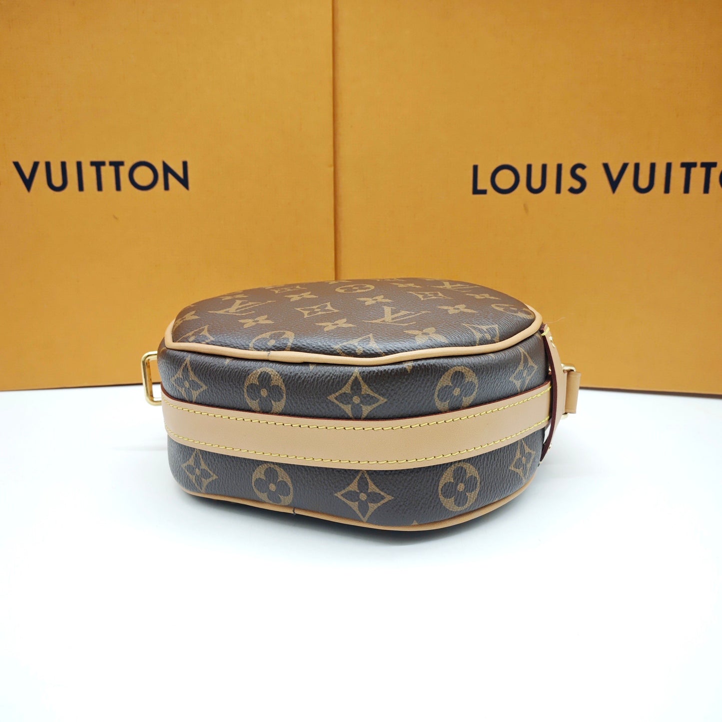 Louis Vuitton - Small Round Bag - Monogram coated canvas with Vachetta leather trim - Brown - (mini)