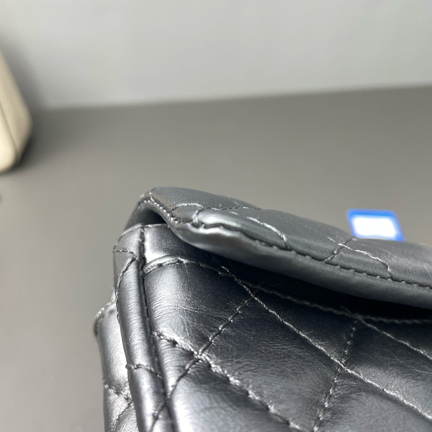 Chanel - 2.55 Flap Baguette - Pearlescent cowhide leather - Silver - (small)
