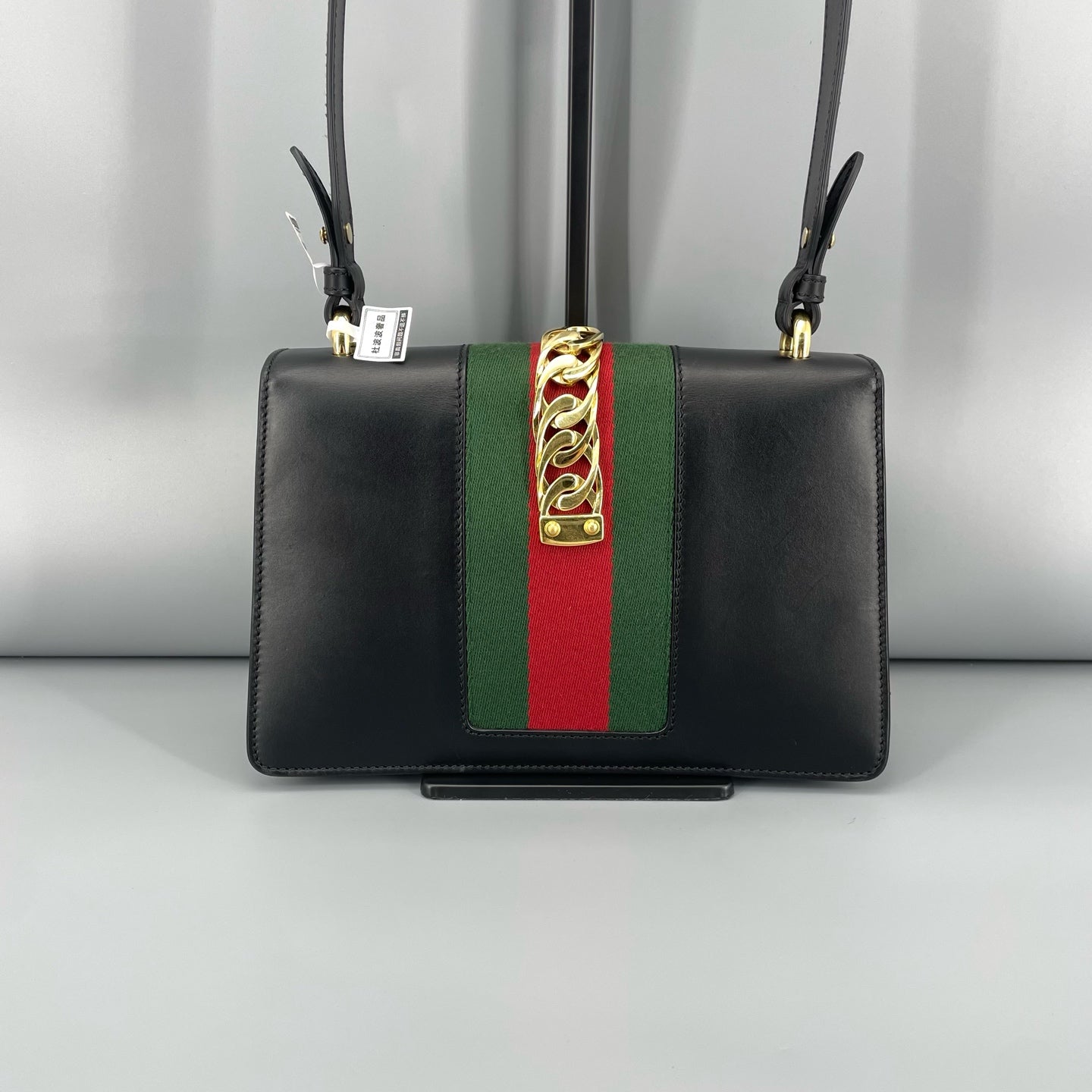 Gucci - Sylvie - Leather - Black - (Medium)