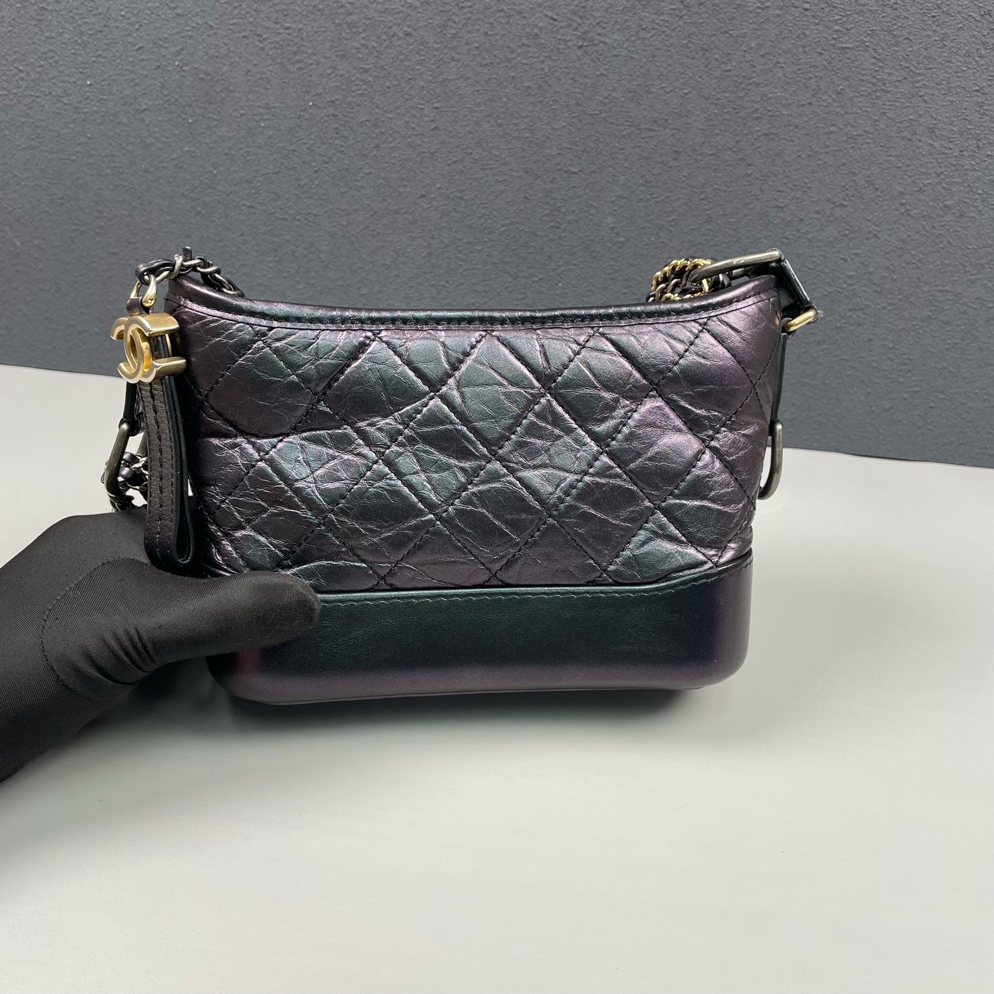Chanel - Gabrielle Small Hobo Bag - Iridescent aged calfskin leather - Multicolour (Iridescent Purple/Blue) - (Small)