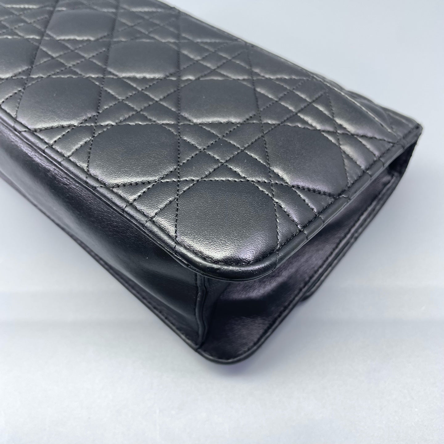 Dior - Lady Dior Quilted Chain Bag - Leather - Black - (mini)