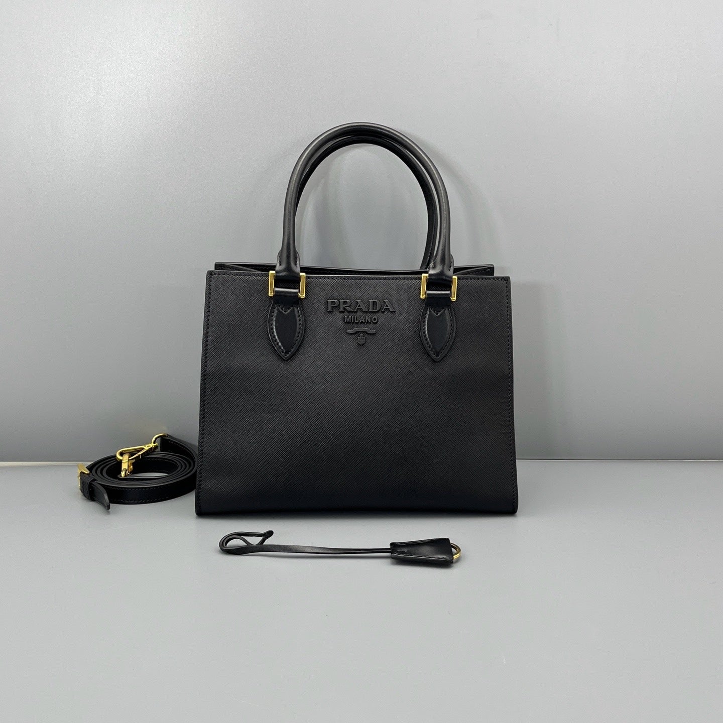 Prada - Galleria - Saffiano leather - Black - (Small)
