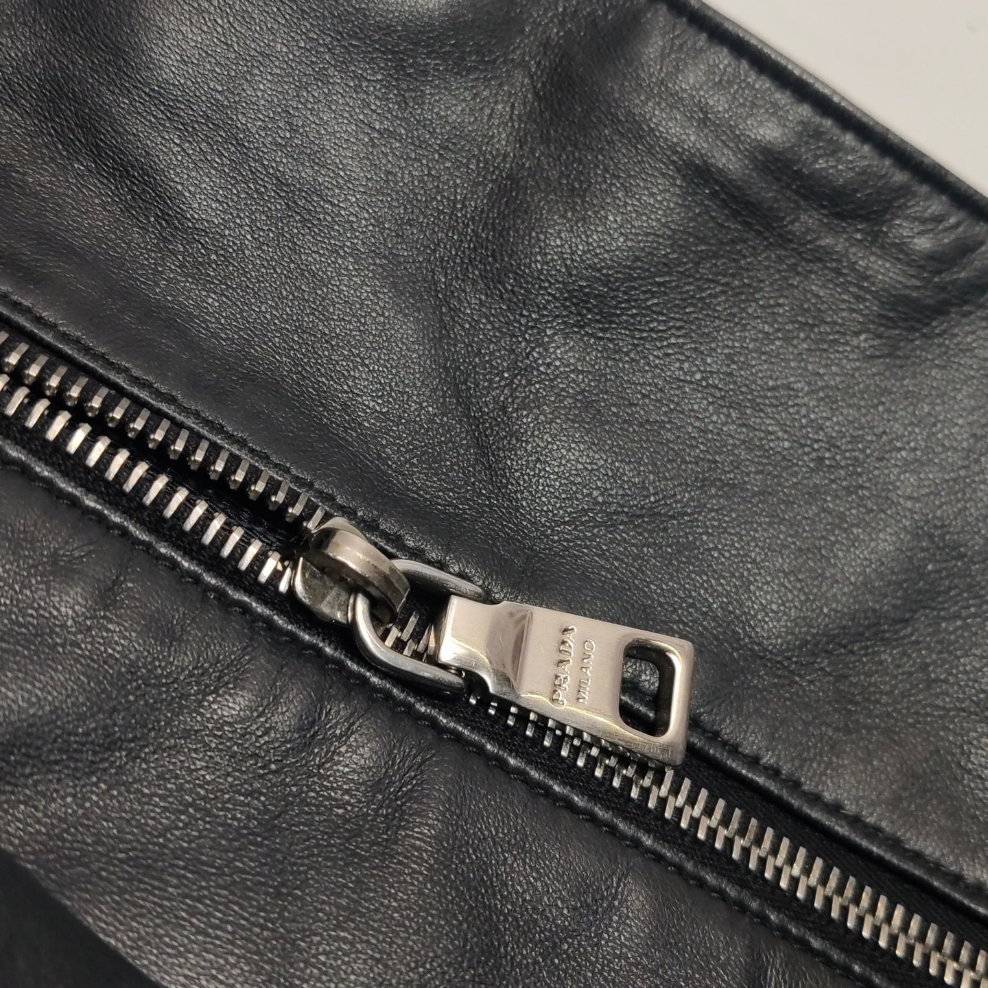 Prada - 1BG032-2EUW-F0002 - Polyamide and Leather - Black - (medium)