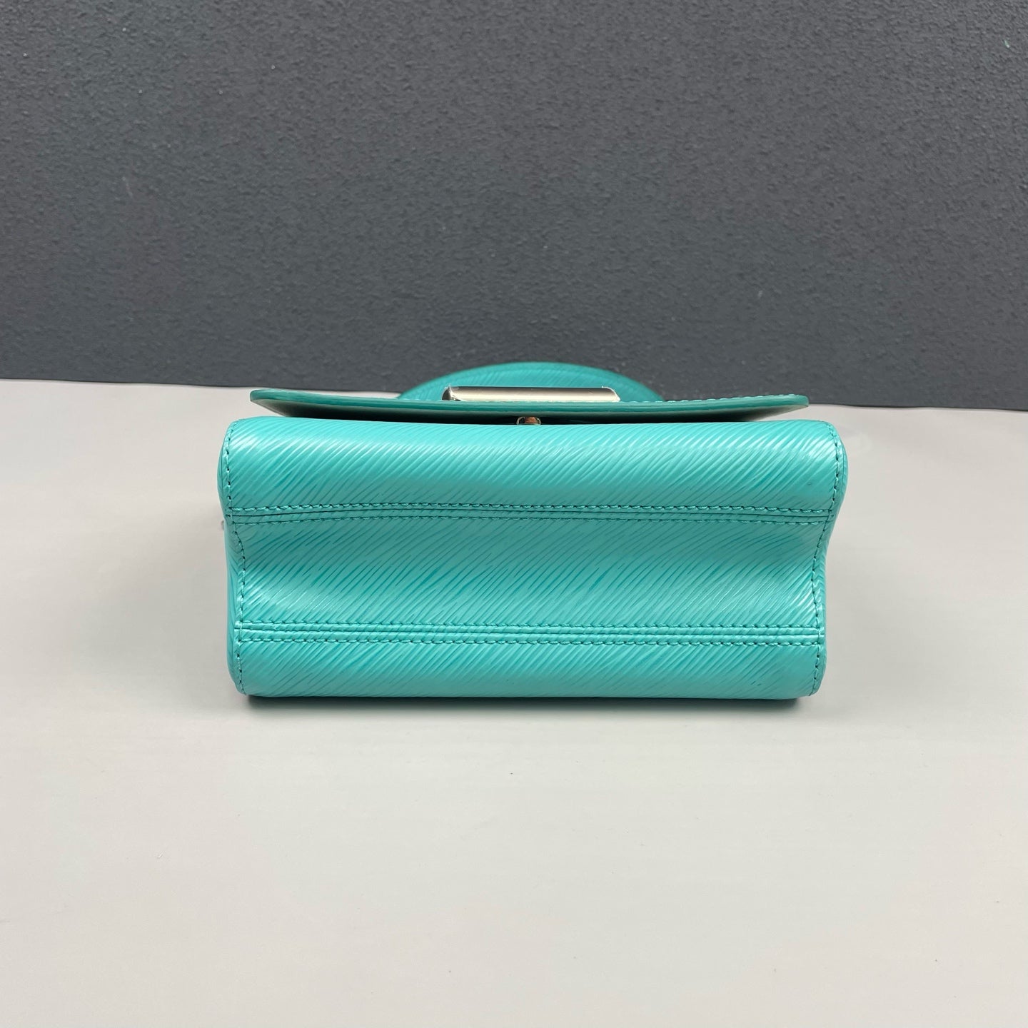 Louis Vuitton - Twist Bag (Small) - Epi leather - Teal with Silver-Tone Hardware - (Small)