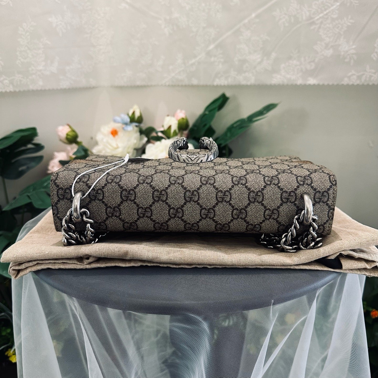 Gucci - Dionysus Medium Shoulder Bag - GG Supreme canvas with suede trim and lining - Beige and Ebony with Camel suede - (Medium)