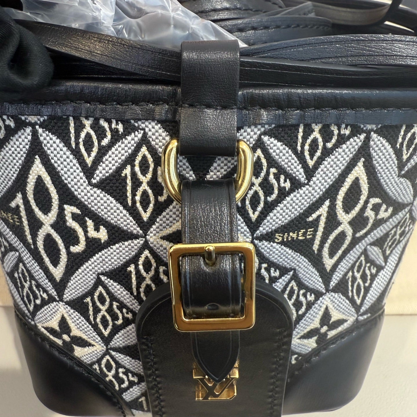 Louis Vuitton - Since 1854 Mini Bucket Bag - Jacquard canvas with leather trim - Black - (mini)
