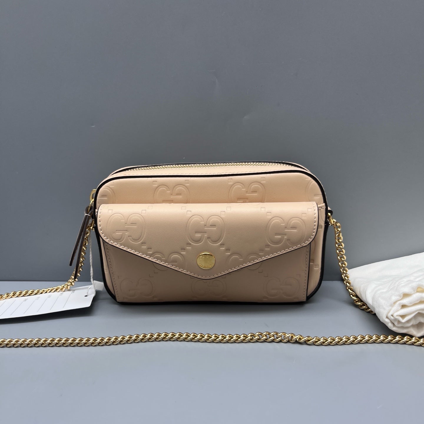 Gucci - Embossed GG Camera Bag - Leather - Beige - (mini)