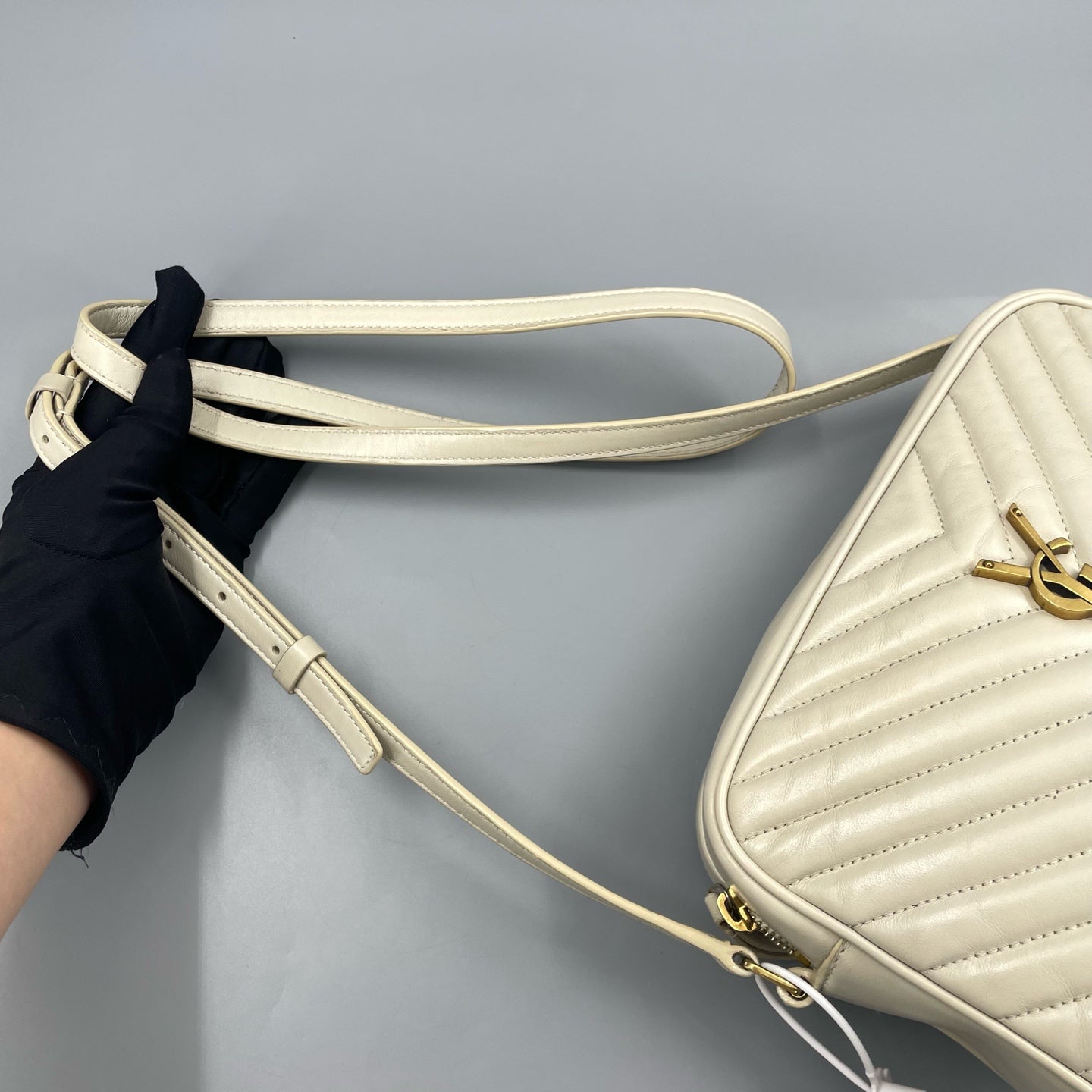Saint Laurent - Lou Camera Bag - Calfskin leather - White - (small)