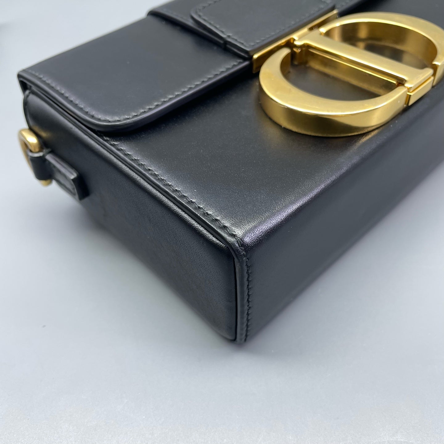 Dior - Montaigne Mini Box Bag - Leather - Black - (mini)