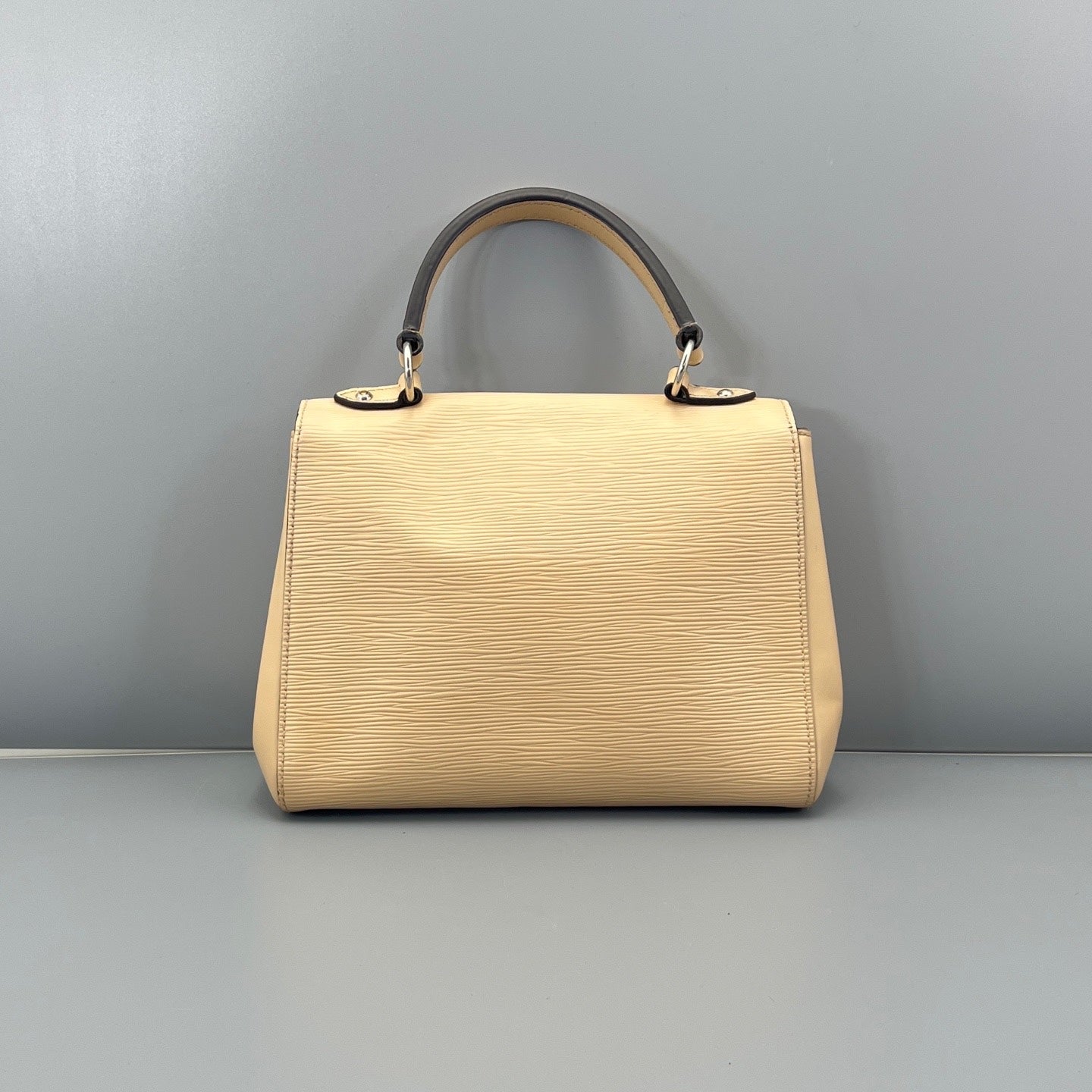 Louis Vuitton - Cluny BB - Epi leather - Beige - (small)