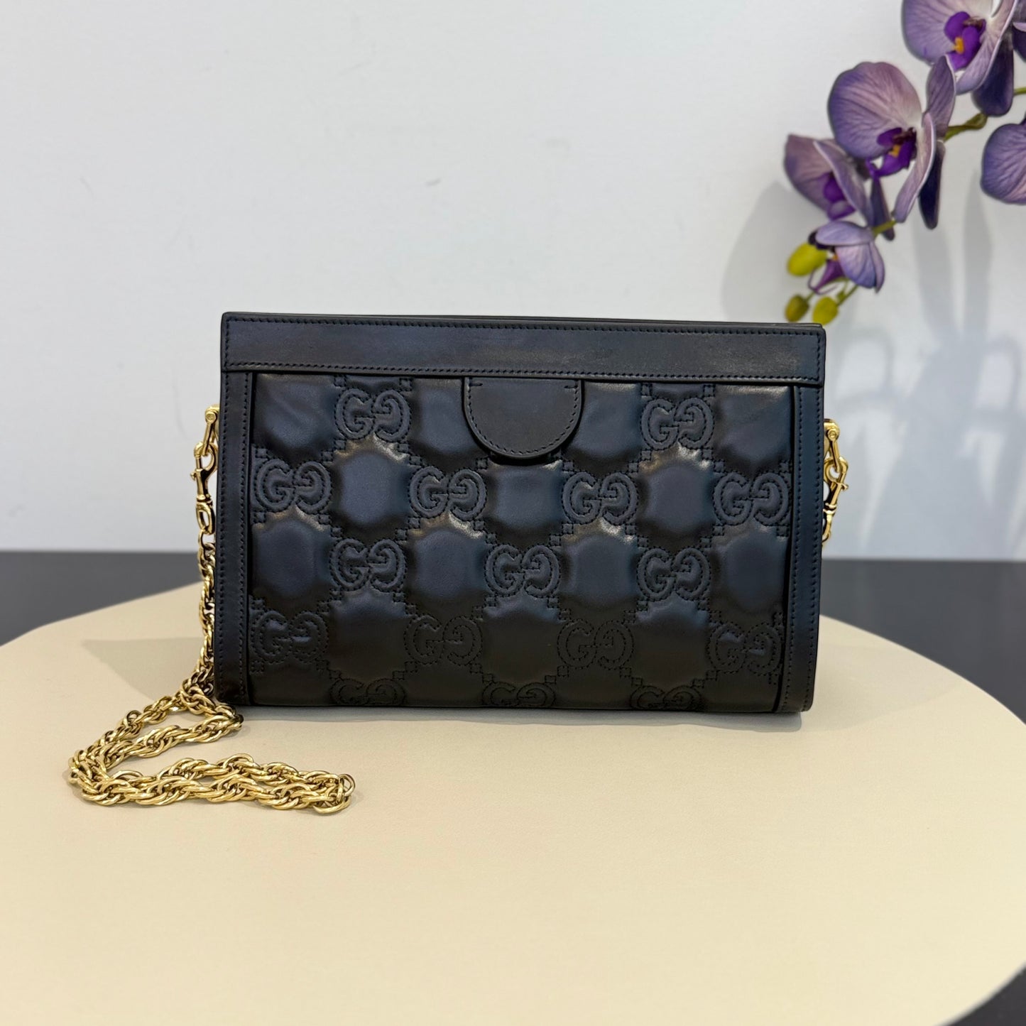 Gucci - GG Matelassé Chain Bag - Leather - Black with Gold-Tone Hardware - (mini)