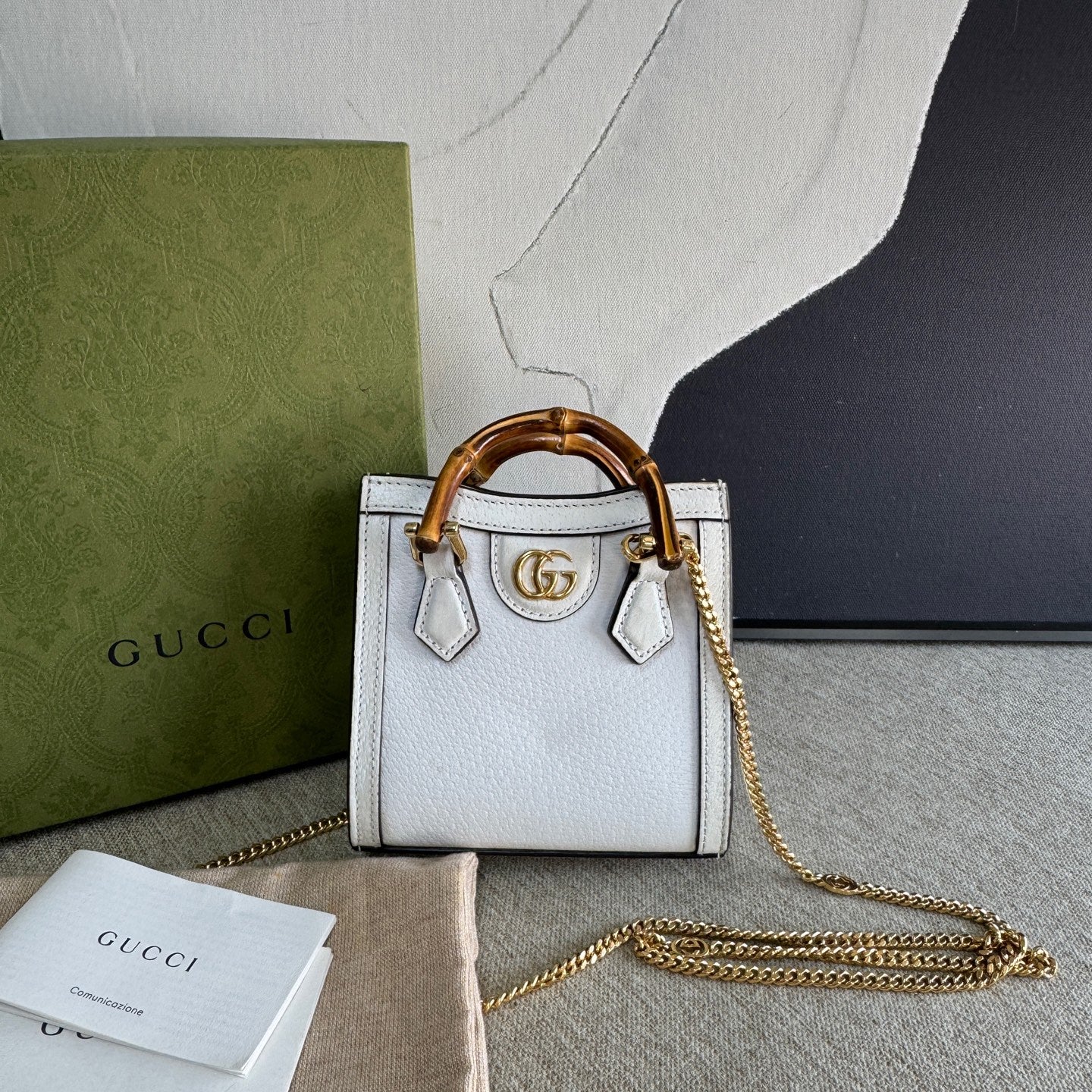 Gucci - Diana Mini - Grained cowhide leather with bamboo - White with gold-tone hardware - (mini)