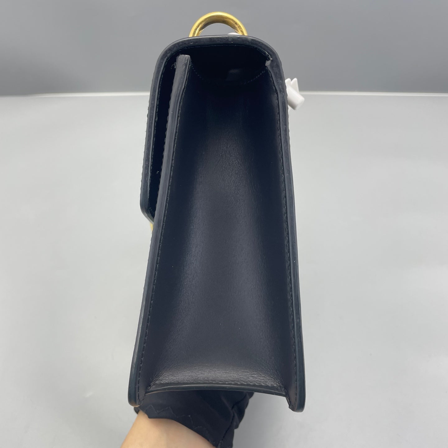 Gucci - Sylvie - Leather - Black - (Medium)