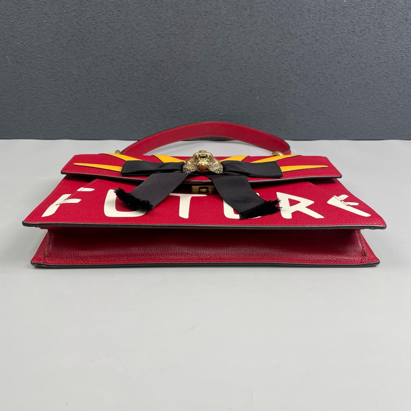 Gucci - Tiger Head Flap Bag with Graffiti and Bow - Leather - Red - (small)