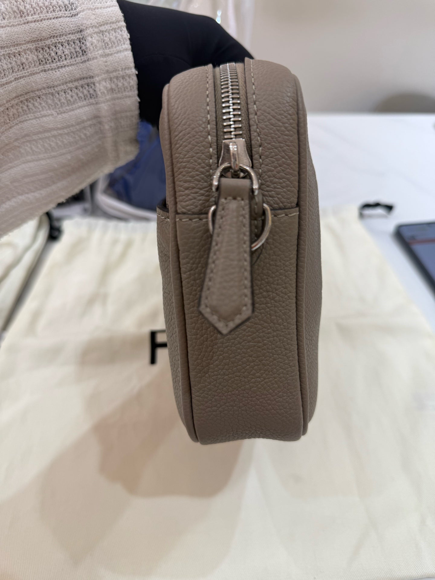 Fendi - Roma Camera Bag - Grained leather - Grey - (small)