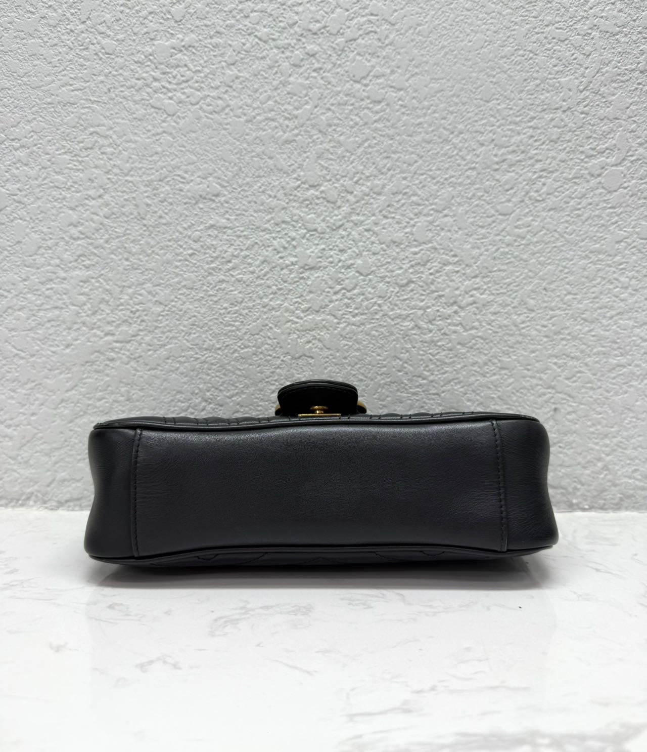 Gucci - Marmont 26 - Leather - Black - (medium)