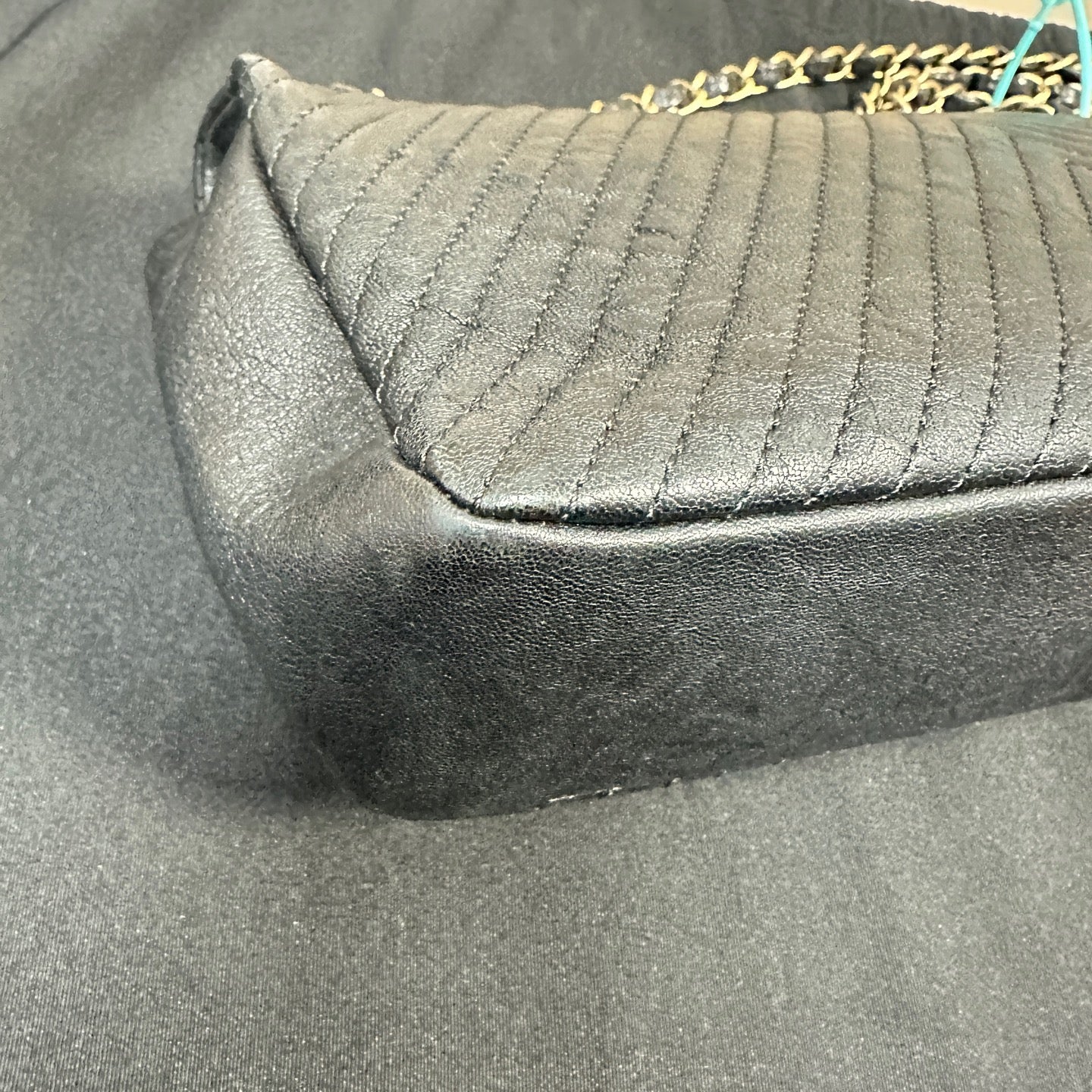 Chanel - Seasonal Flap Bag - Leather - Black - (Small)