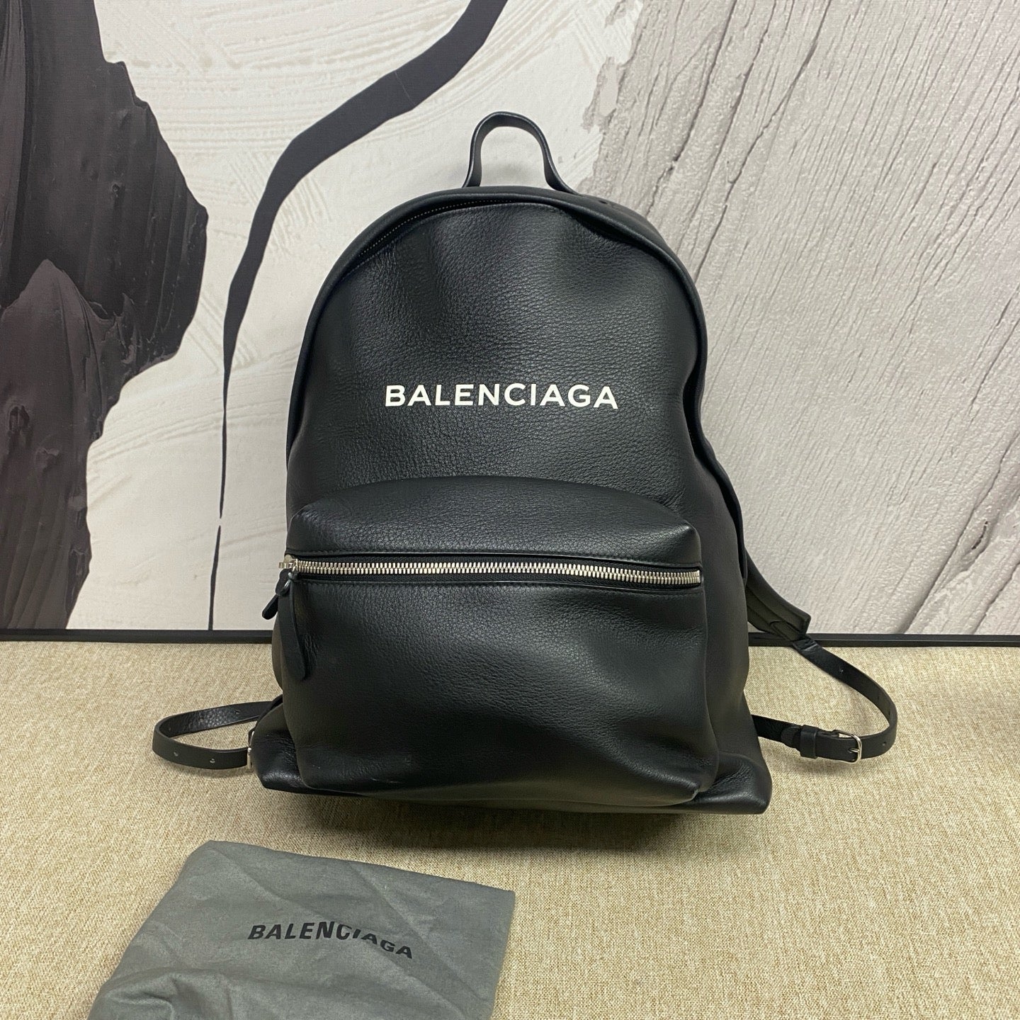 Balenciaga - Everyday Backpack - Leather - Black - (Medium)
