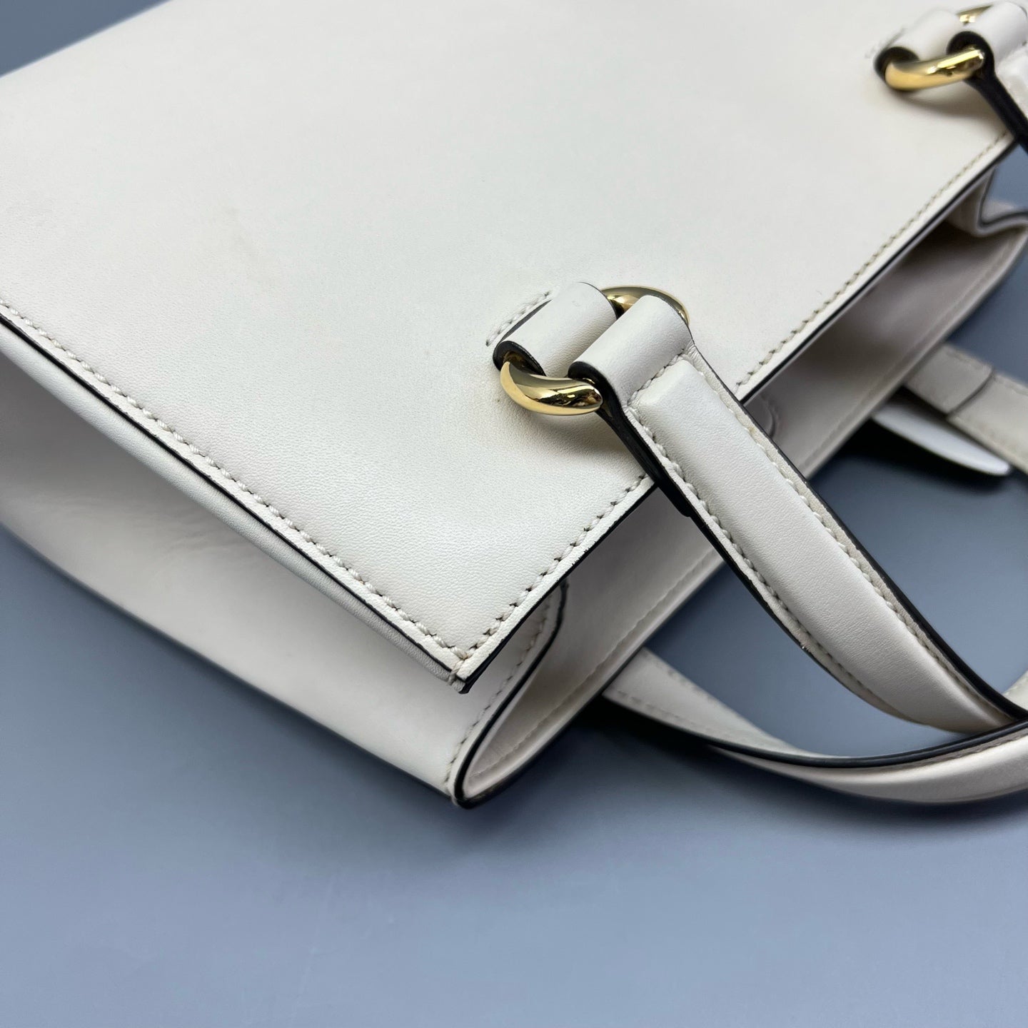 Gucci - Sylvie Top Handle Bag - Leather - White - (small)