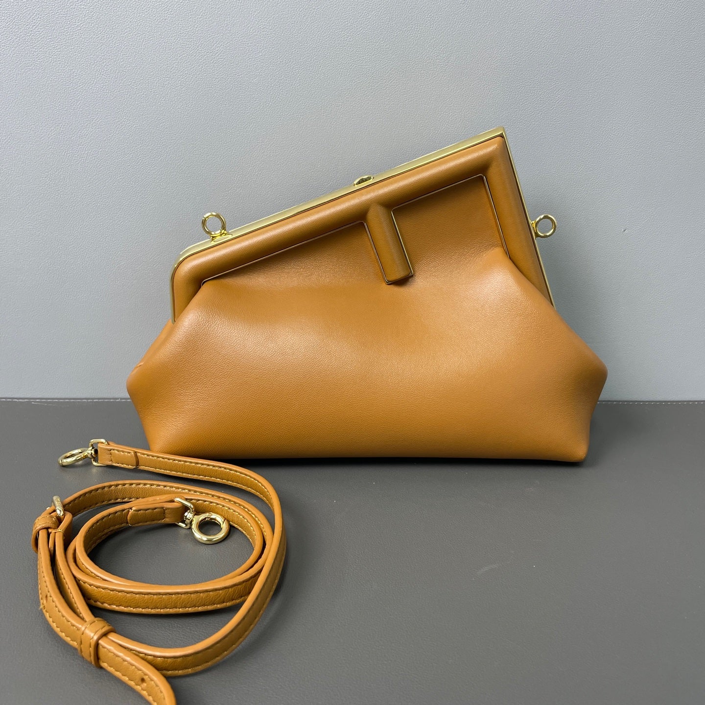 Fendi - First - Nappa lambskin leather - Brown - (medium)