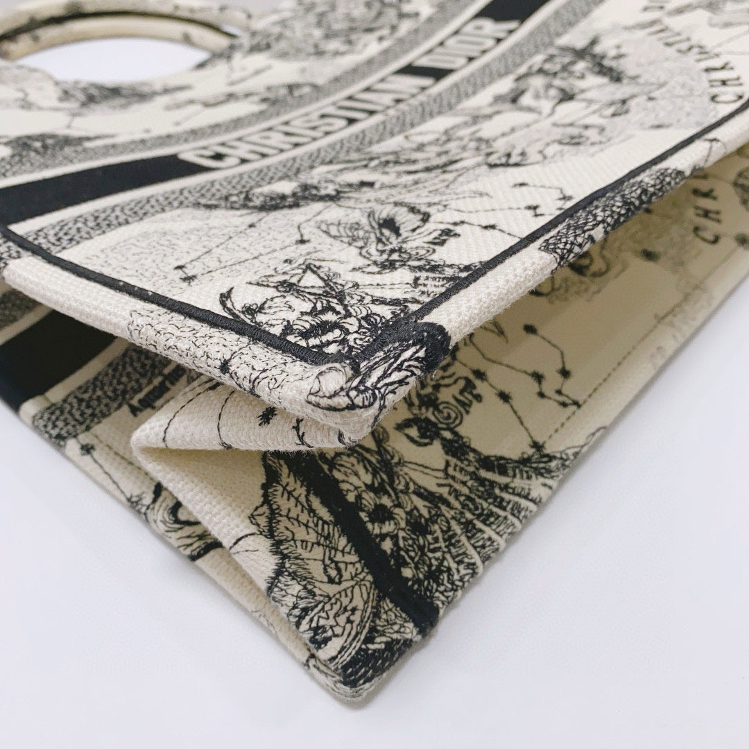 Dior - Book Tote - Embroidered canvas - Beige - (Large)