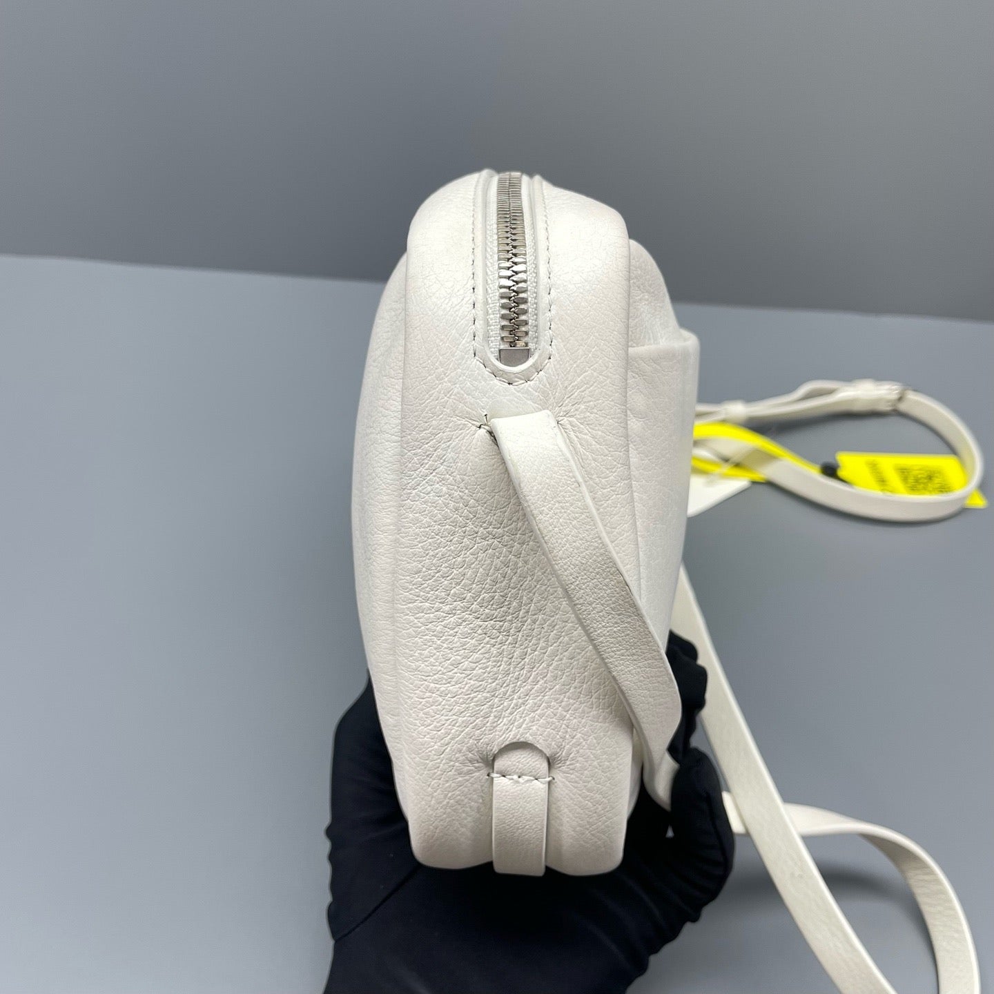 Balenciaga - Everyday Camera Bag - Grained calfskin leather - White - (Small)