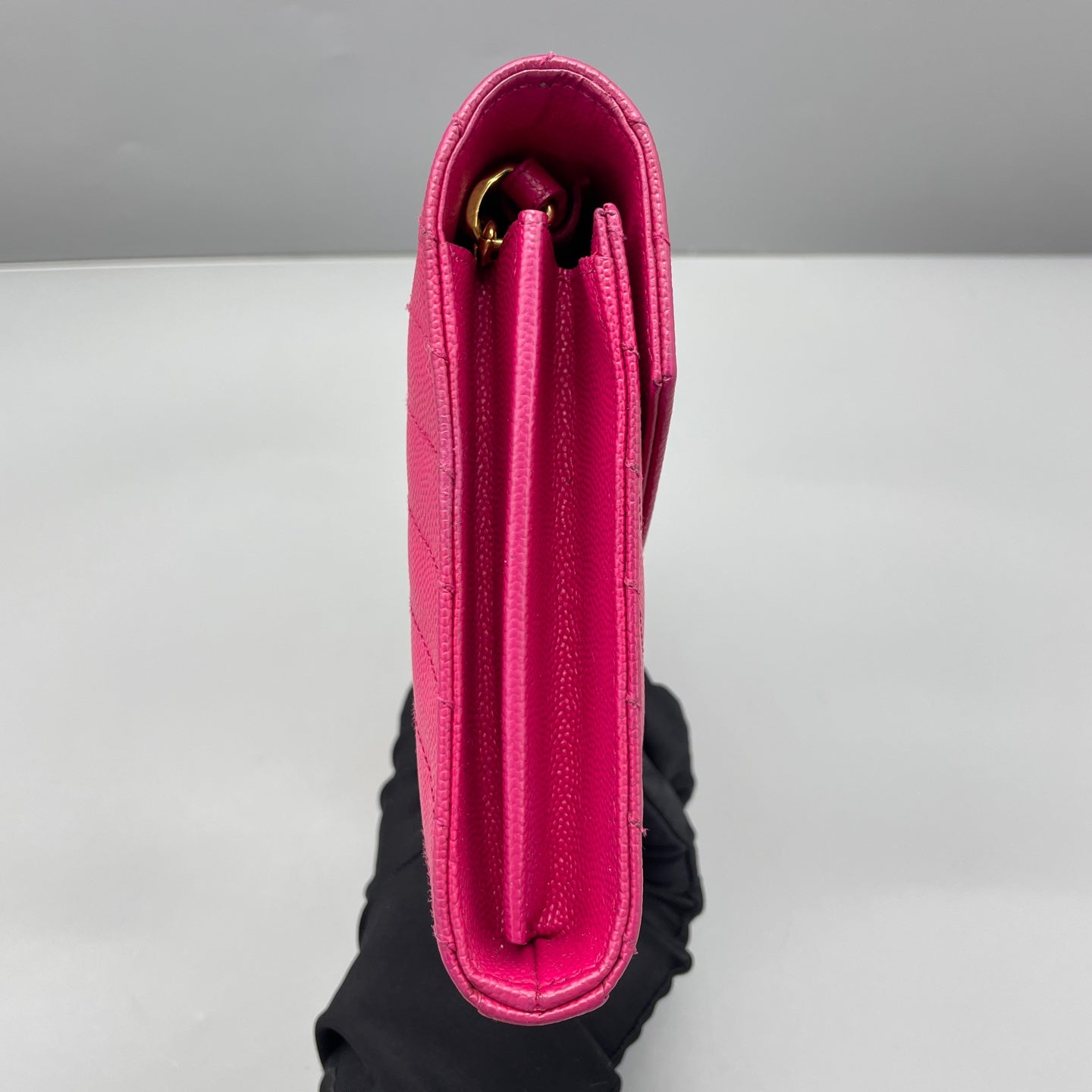 Saint Laurent - Envelope Chain Wallet (WOC) - Grained leather - Fuchsia Pink with Gold-Tone Hardware - (small)