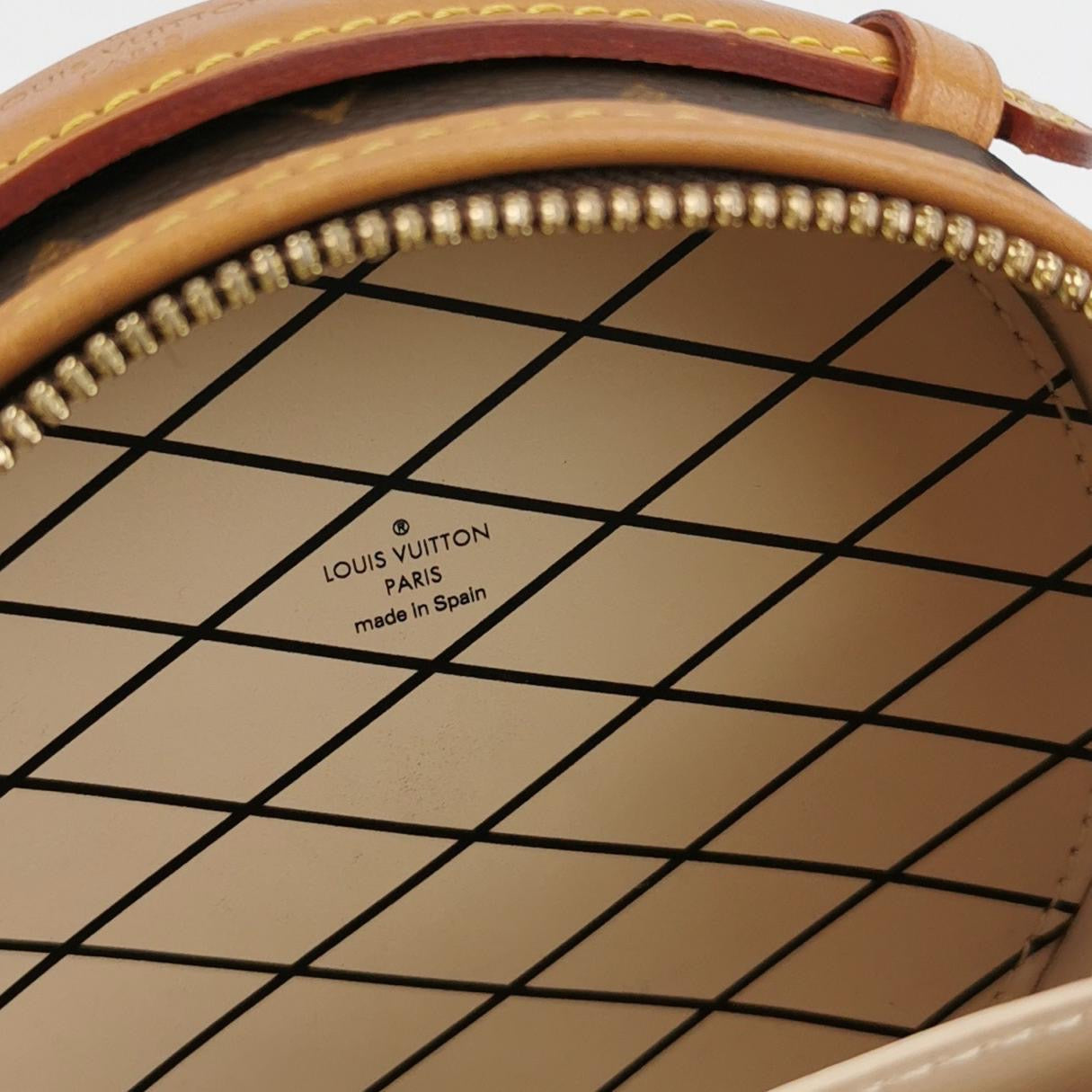 Louis Vuitton - MINI BOITE CHAPEAU - Monogram coated canvas with Vachetta leather trim - Brown - (mini)