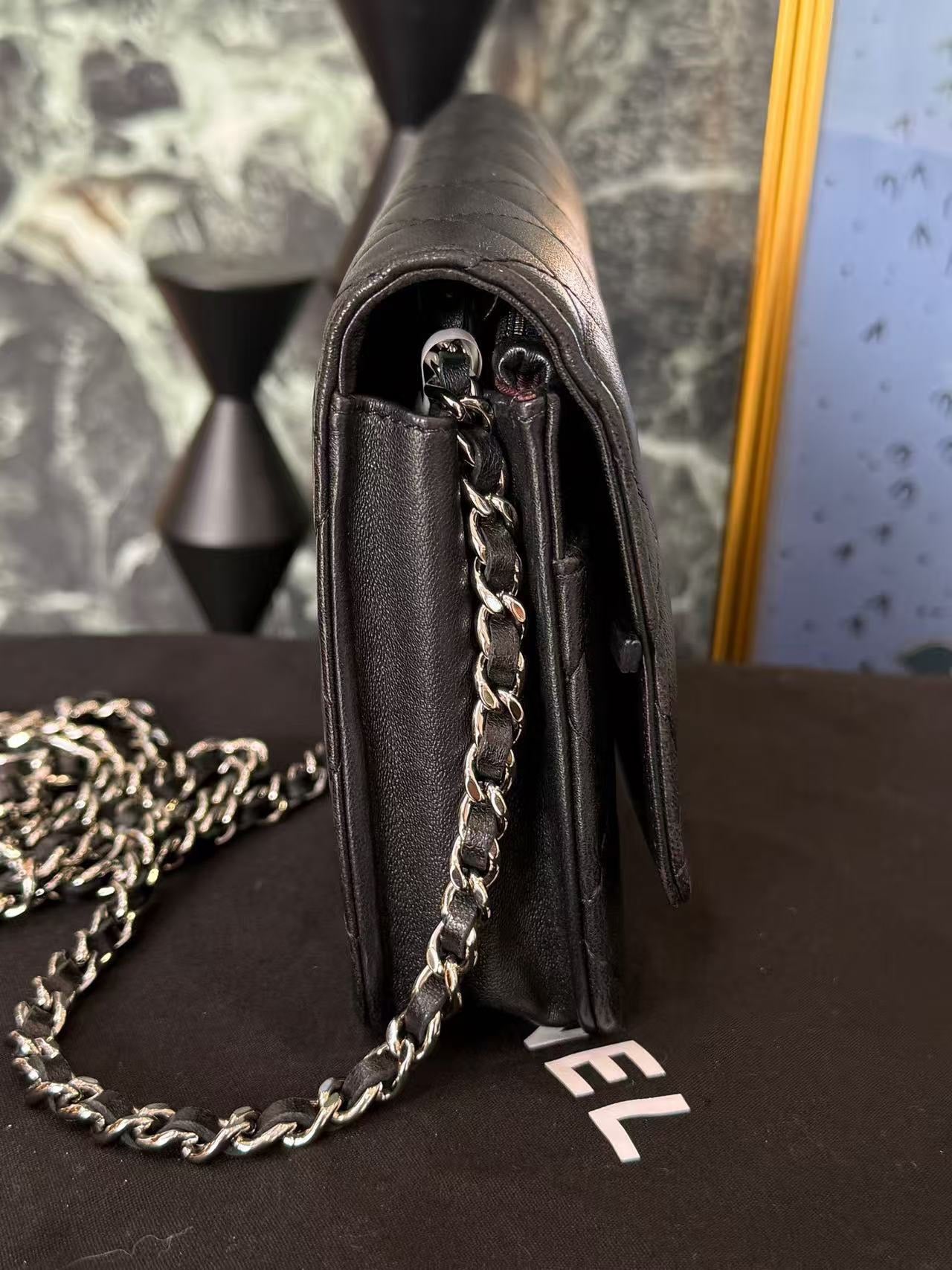 Chanel - Classic Chain Wallet (WOC) - Lambskin leather - Black - (mini)