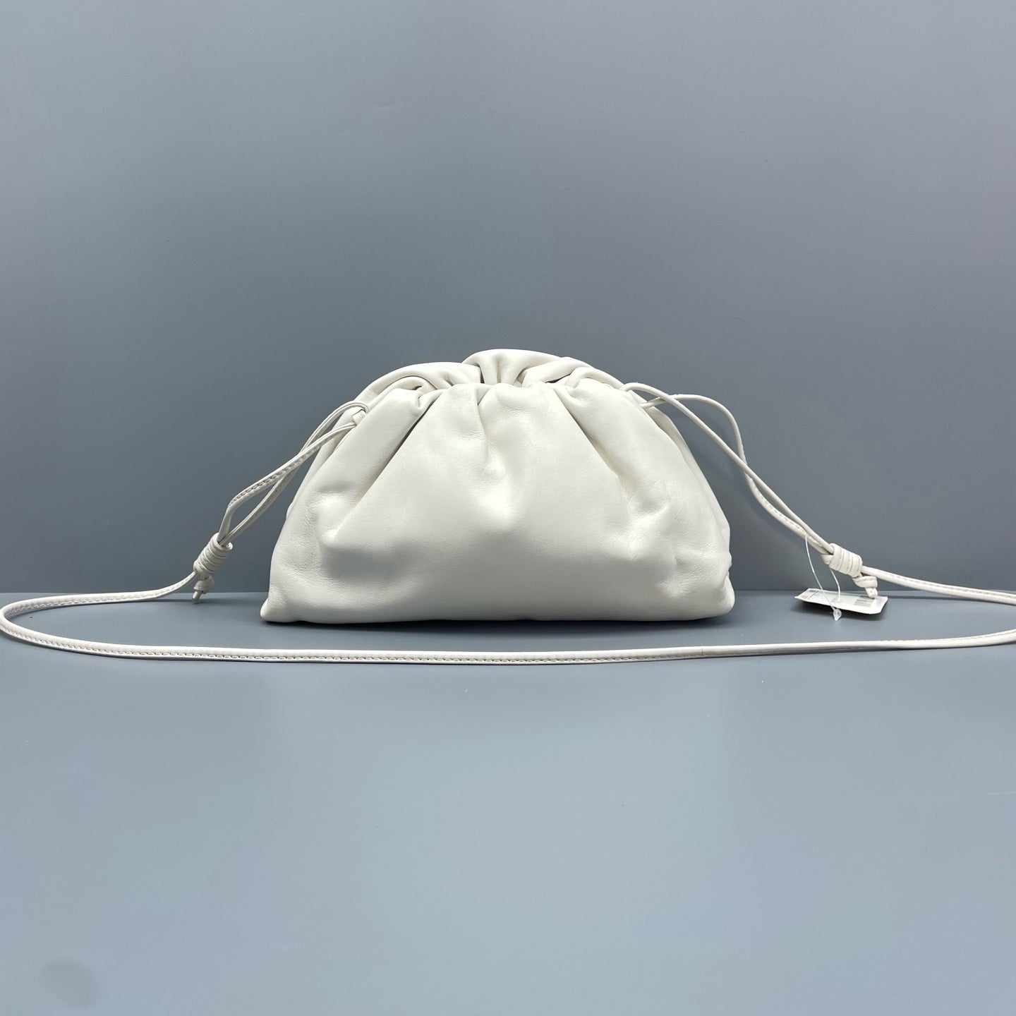 Bottega Veneta - The Mini Pouch - Leather - White - (mini)