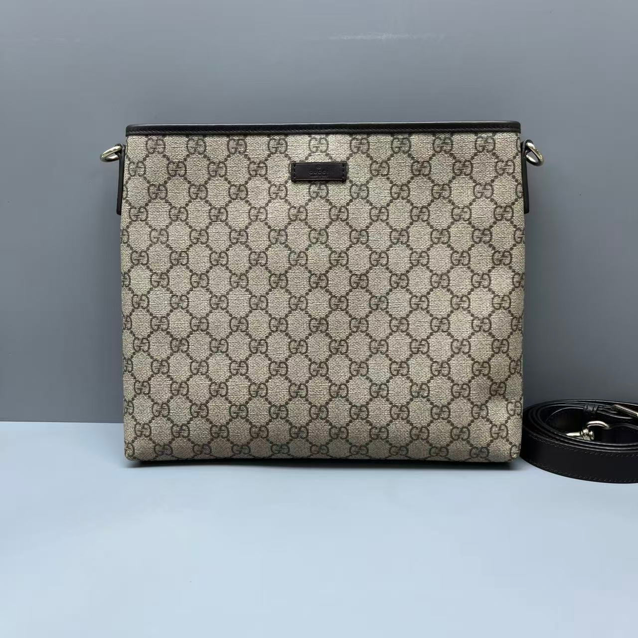 Gucci - GG Supreme Shoulder Bag - Coated canvas with leather trim - Beige - (medium)