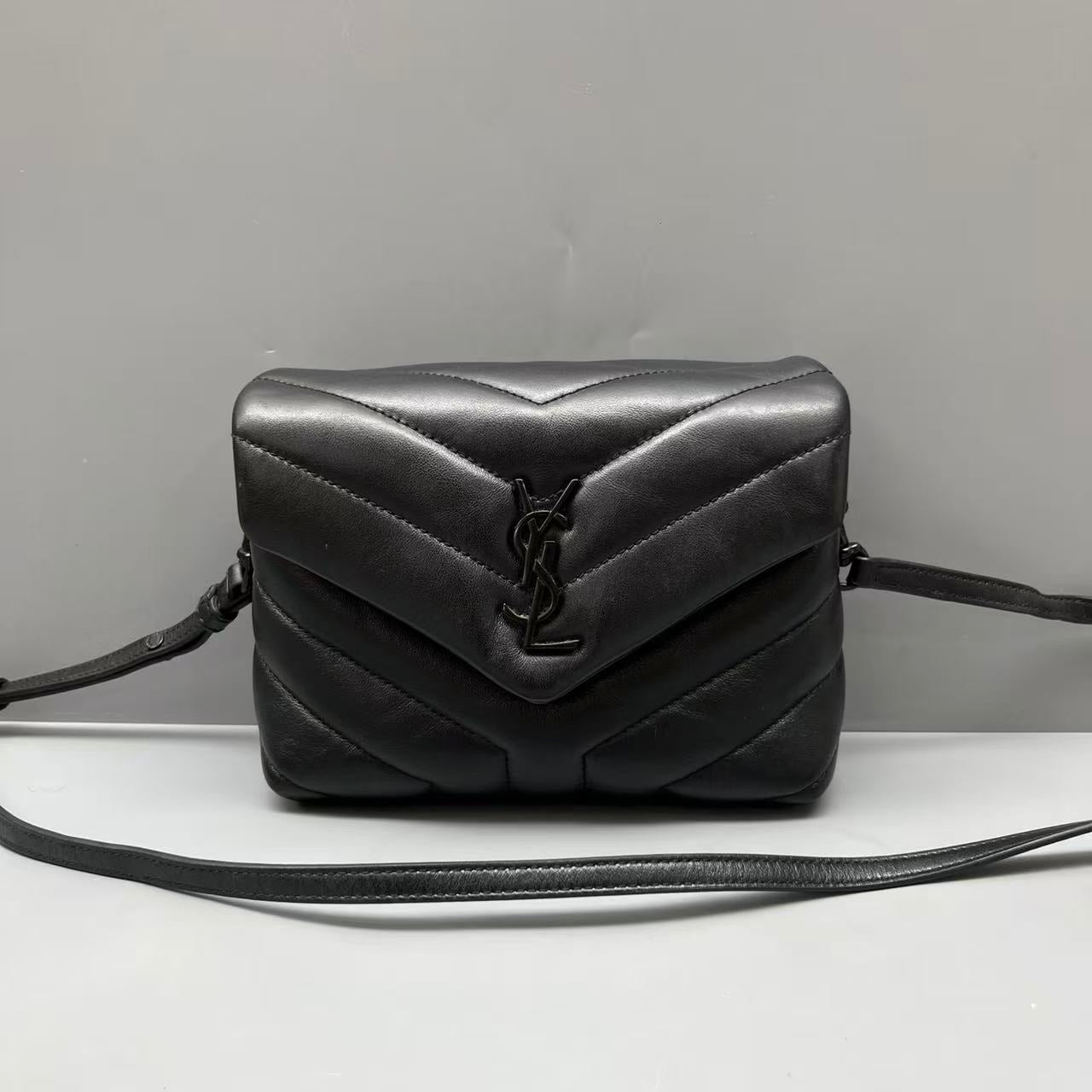 Saint Laurent - Loulou Toy - Leather - Black - (mini)