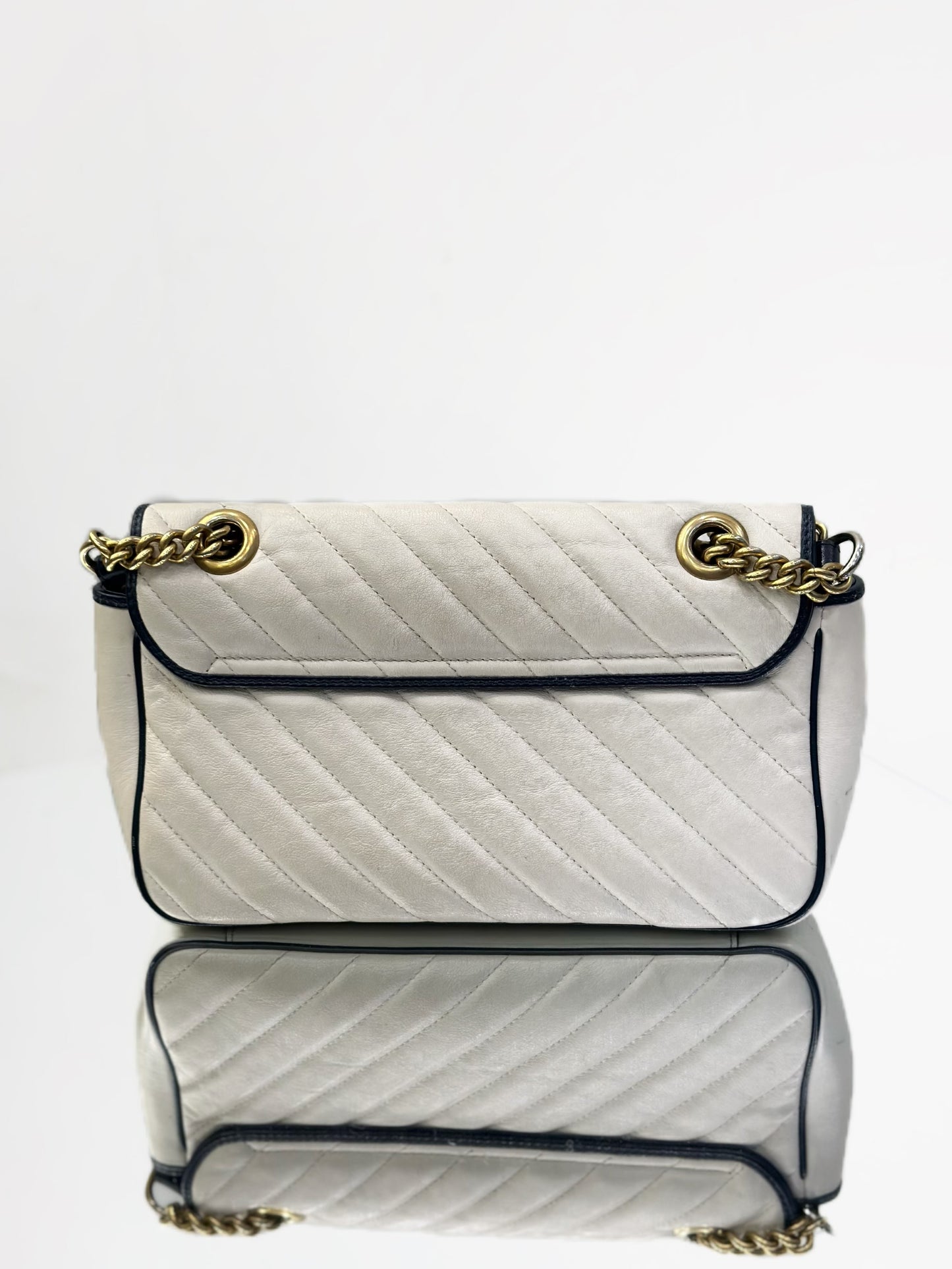 Gucci - GG Marmont Matelassé Shoulder Bag - Leather - White - (medium)