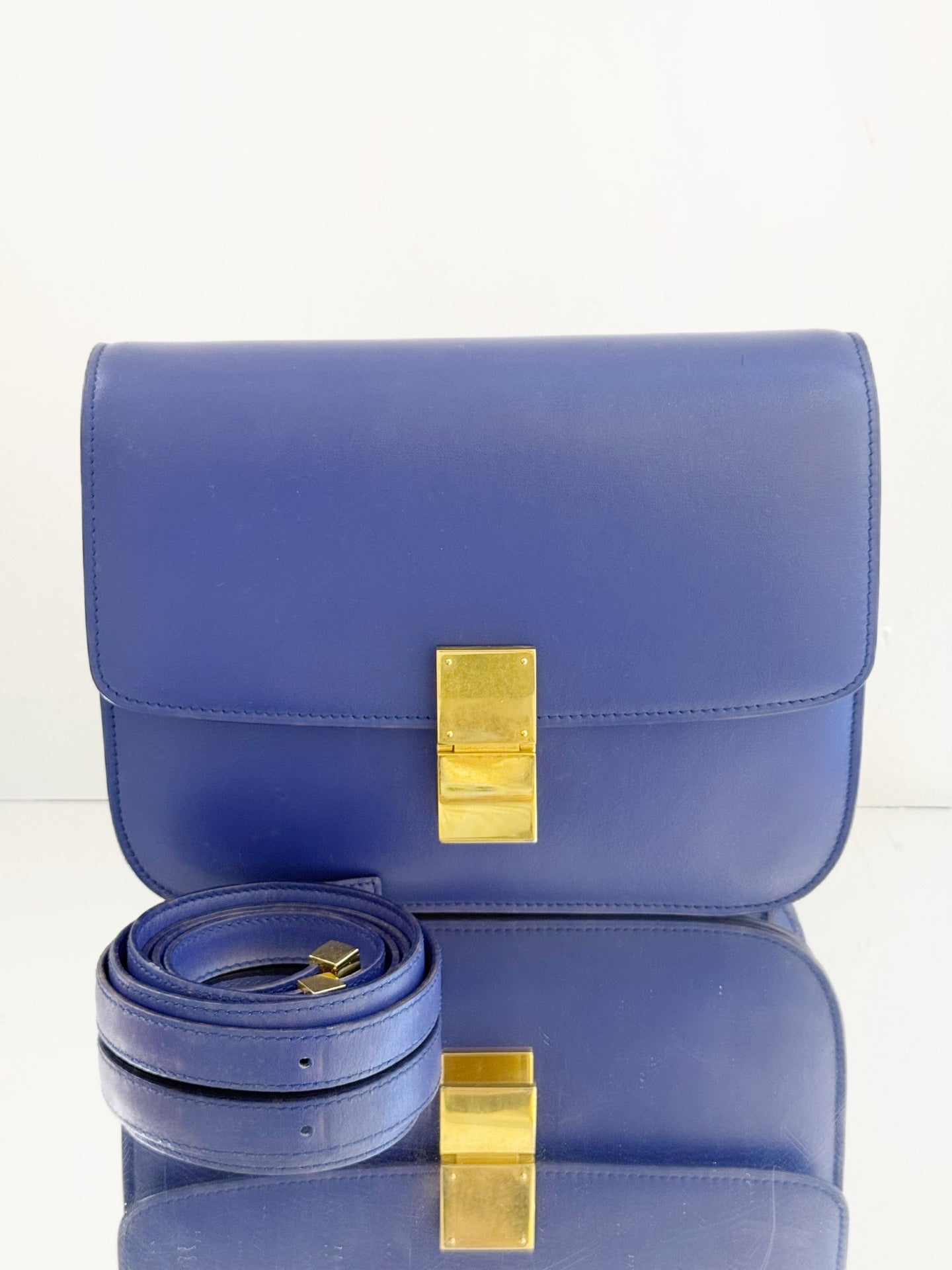 Celine - Classic Box Bag - Smooth calfskin leather - Blue - (Medium)