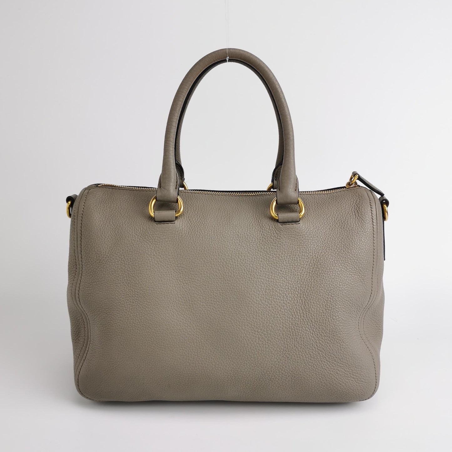 Prada - Vitello Daino Top Handle Bag - Pebbled cowhide leather - Grey - (Large)