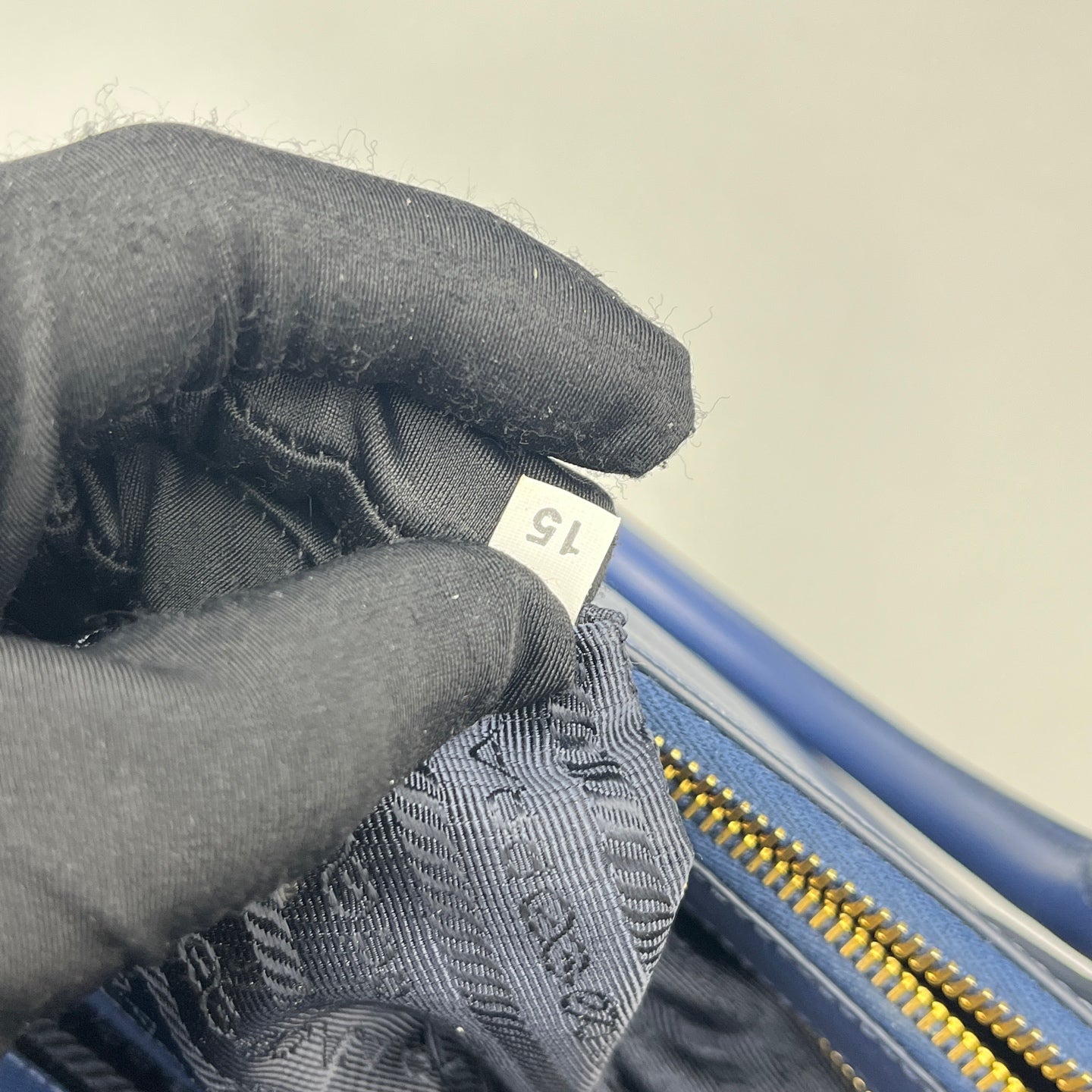 Prada - Galleria Saffiano Lux Tote - Saffiano leather - Blue - (medium)